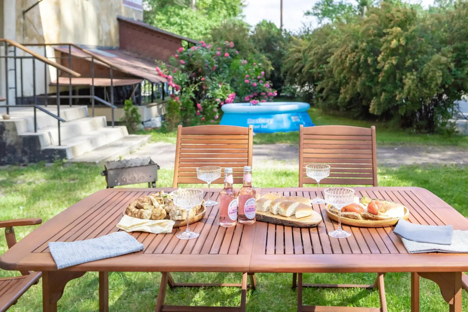 Zoya-Apart на улице Л. Некрасова 11