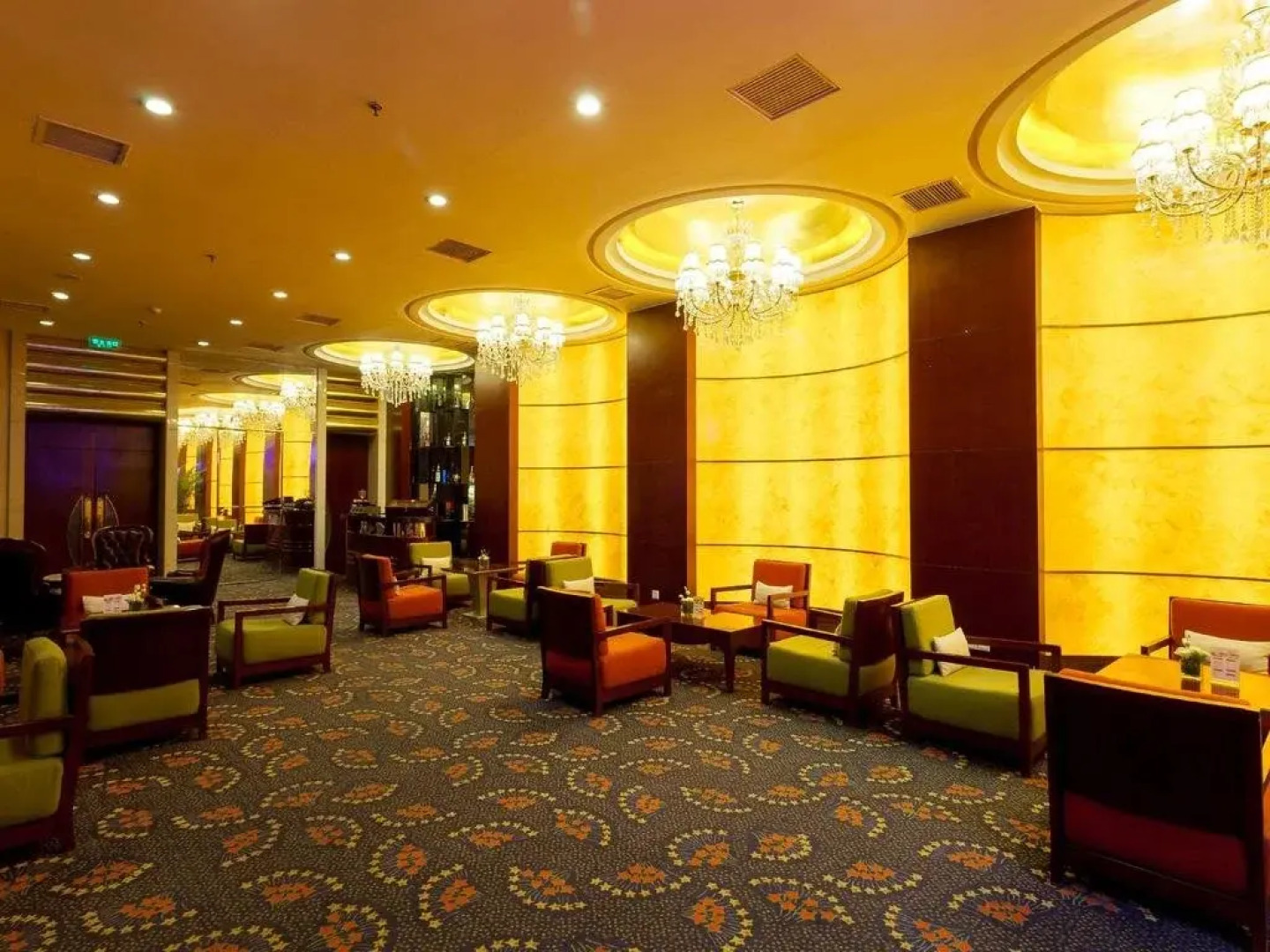 Share International Hotel Xiangfan