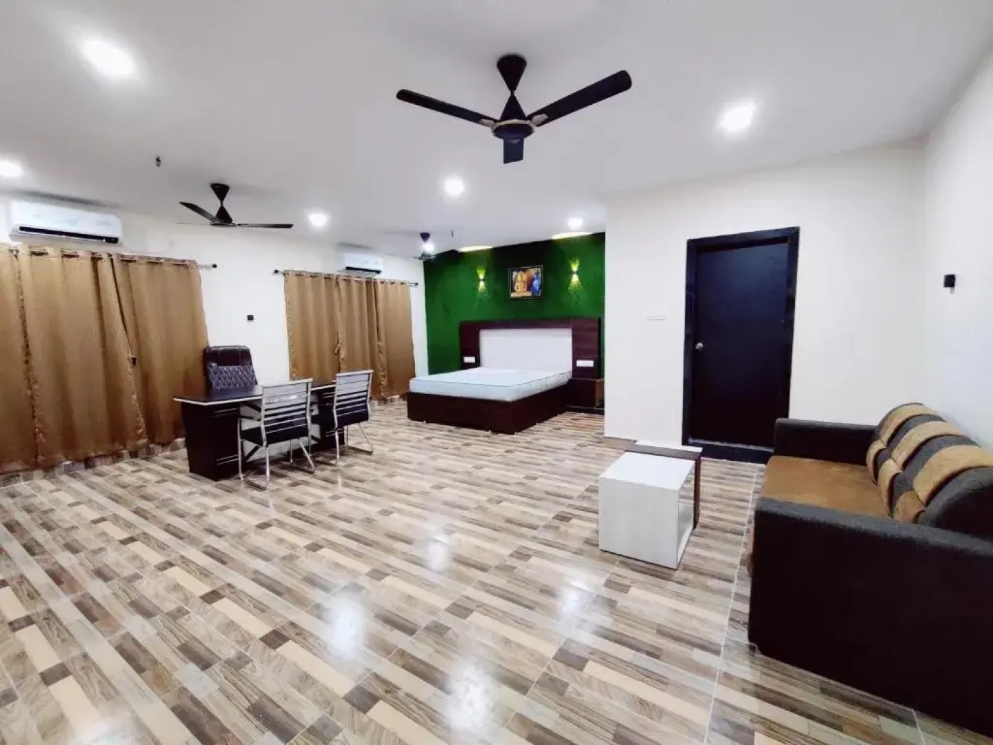 Hotel G.K Residency