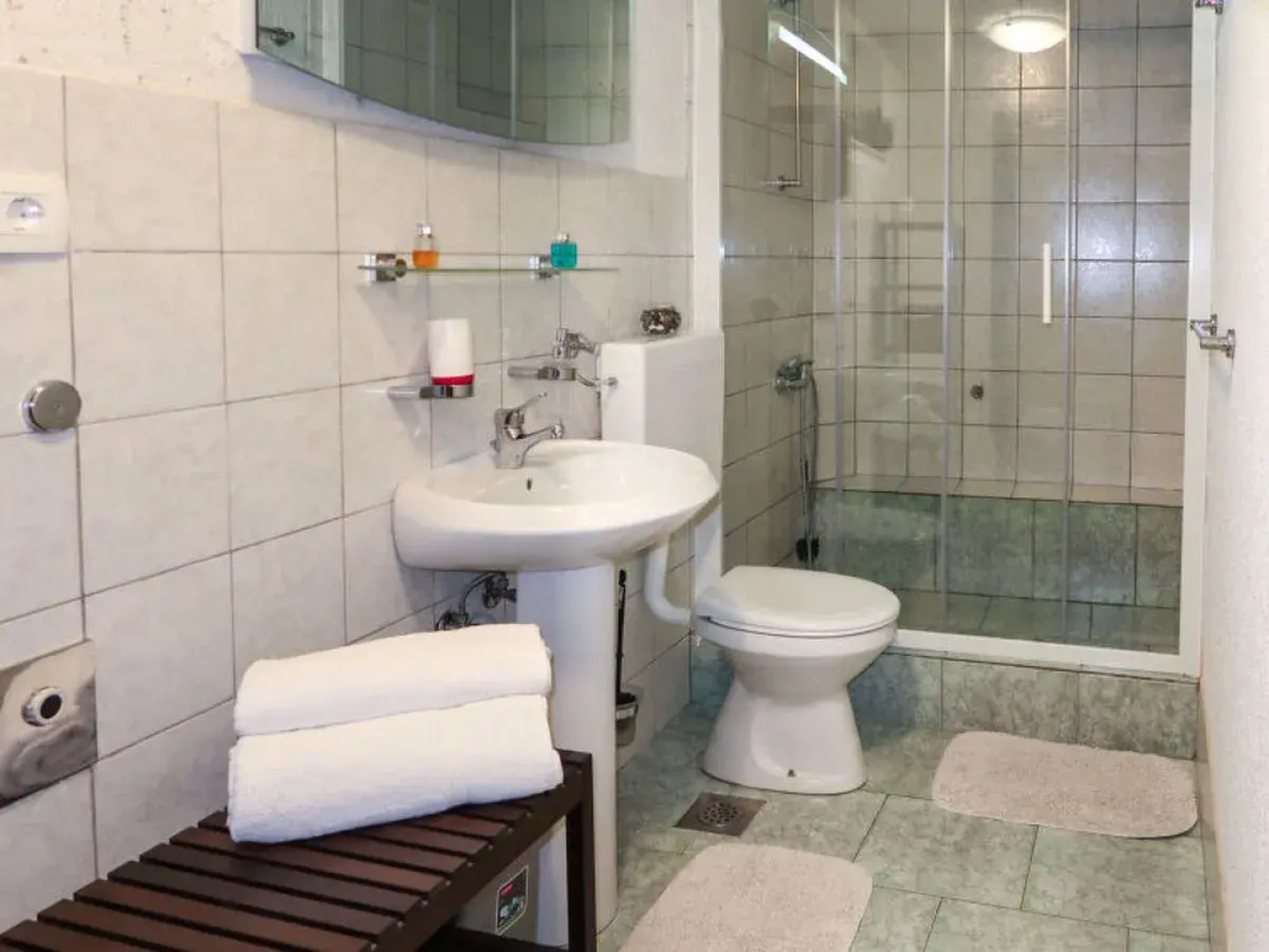 House Oscha Pöytyä