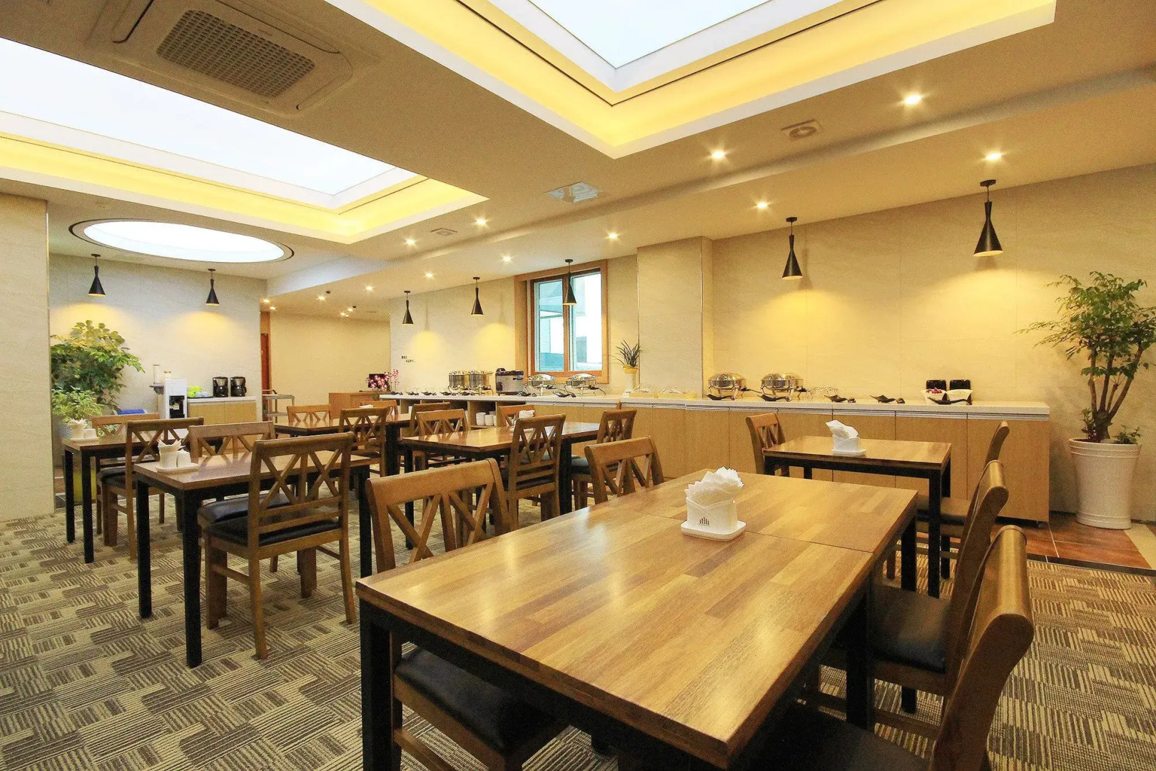 Hound Hotel Gwangju Cheomdan