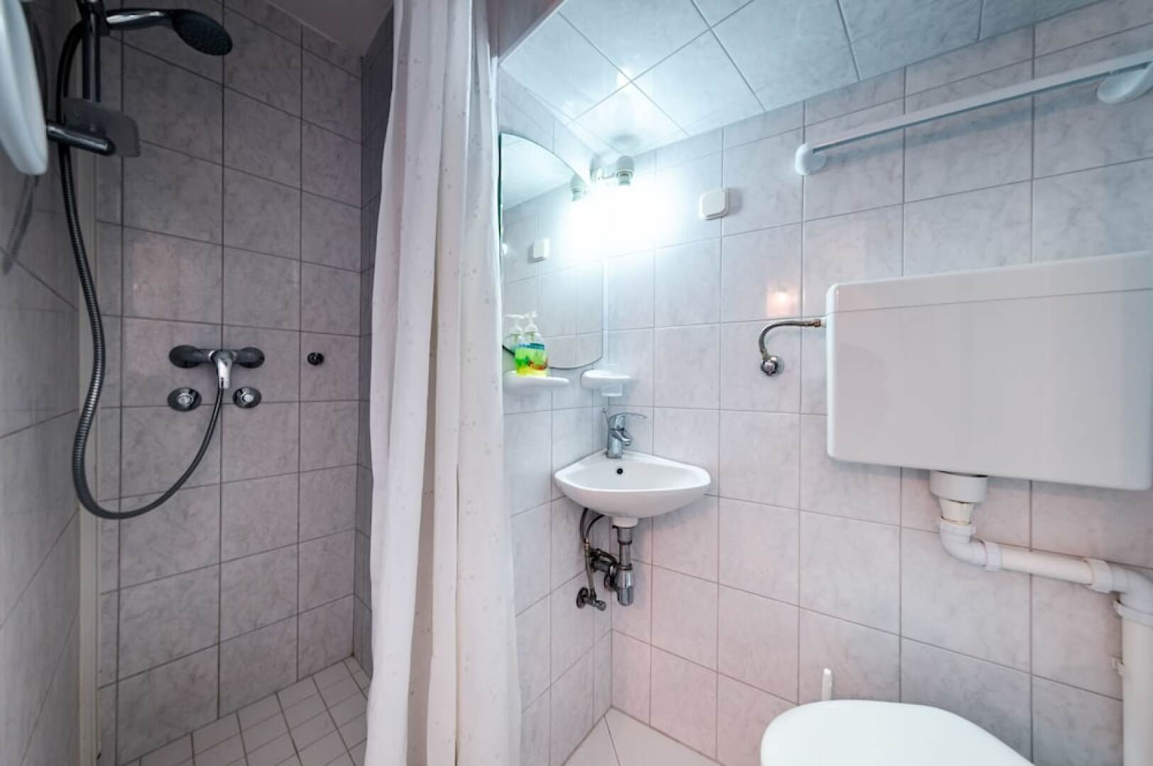 Mira Sea Front Guesthouse