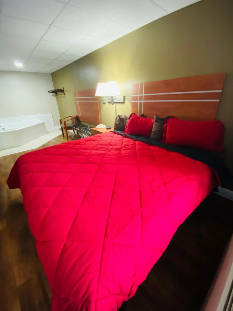 Red Roof Inn & Suites Swansea