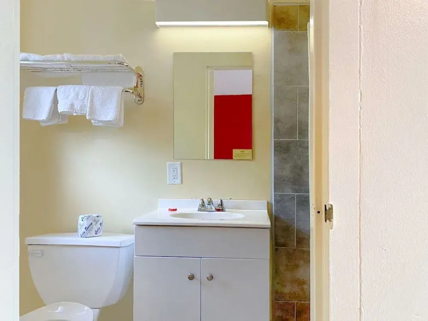 Oyo Hotel North Lima Oh Boardman1