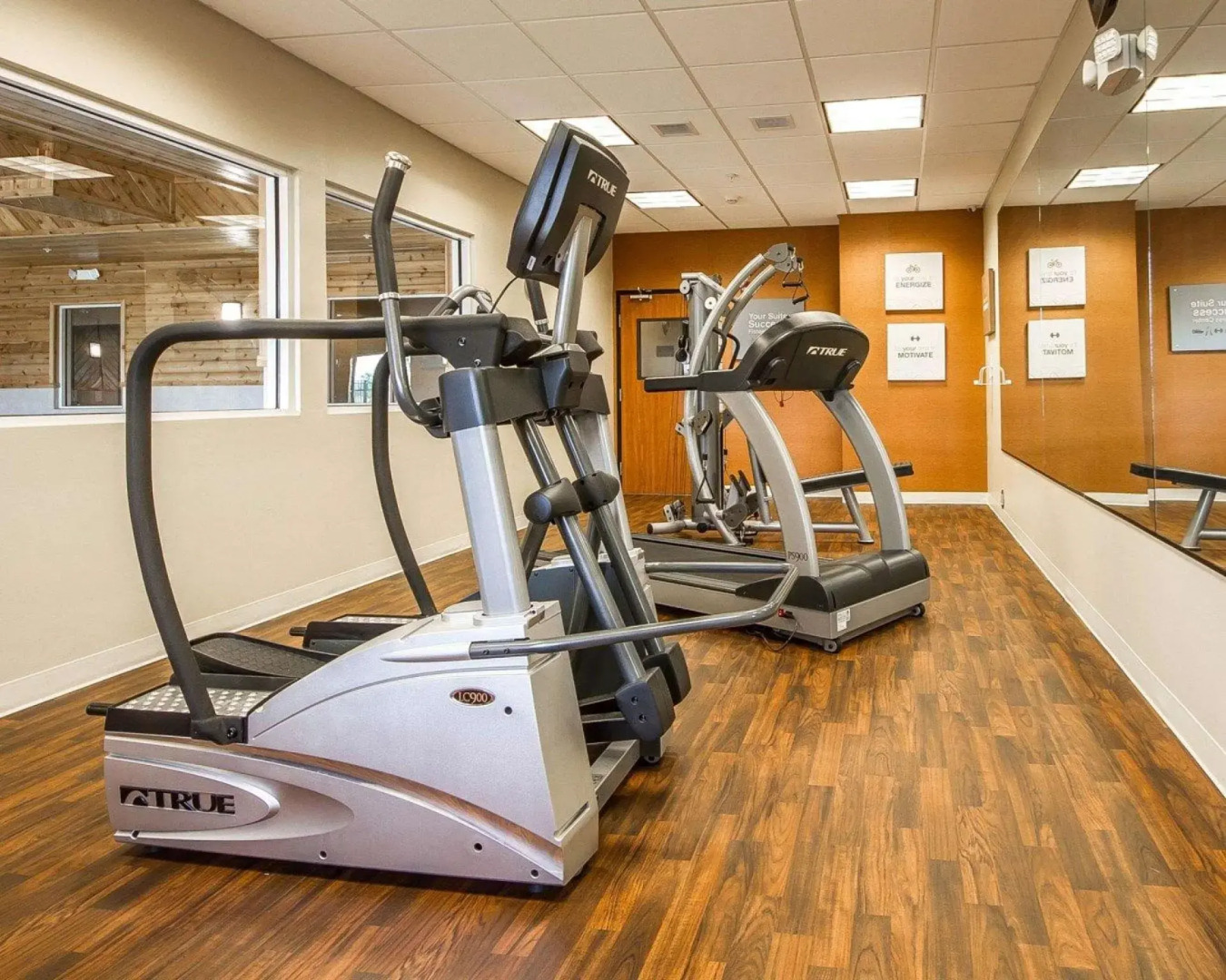 Comfort Suites Redding - Shasta Lake