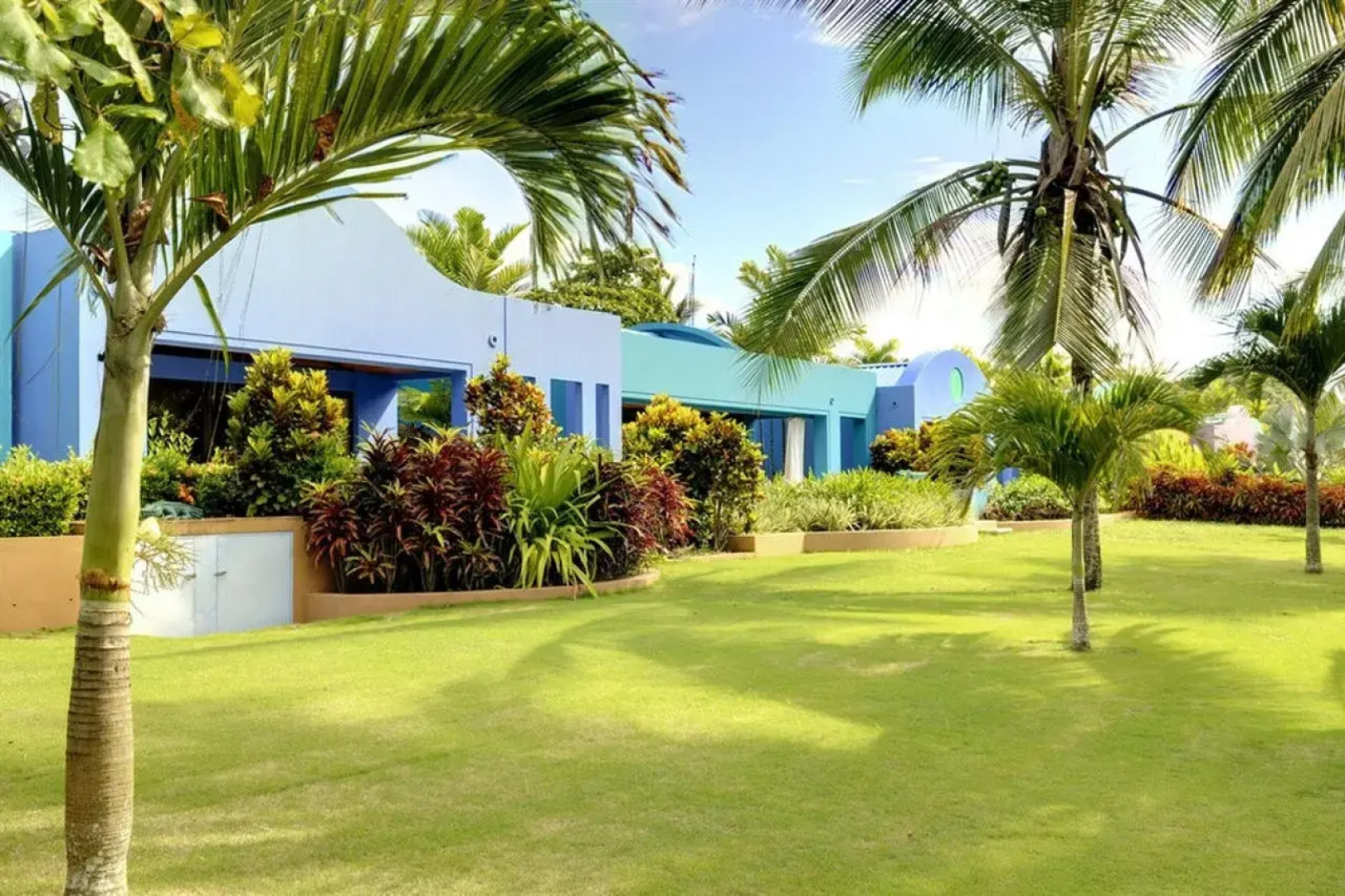 Alma Del Pacifico Beach Hotel & Spa