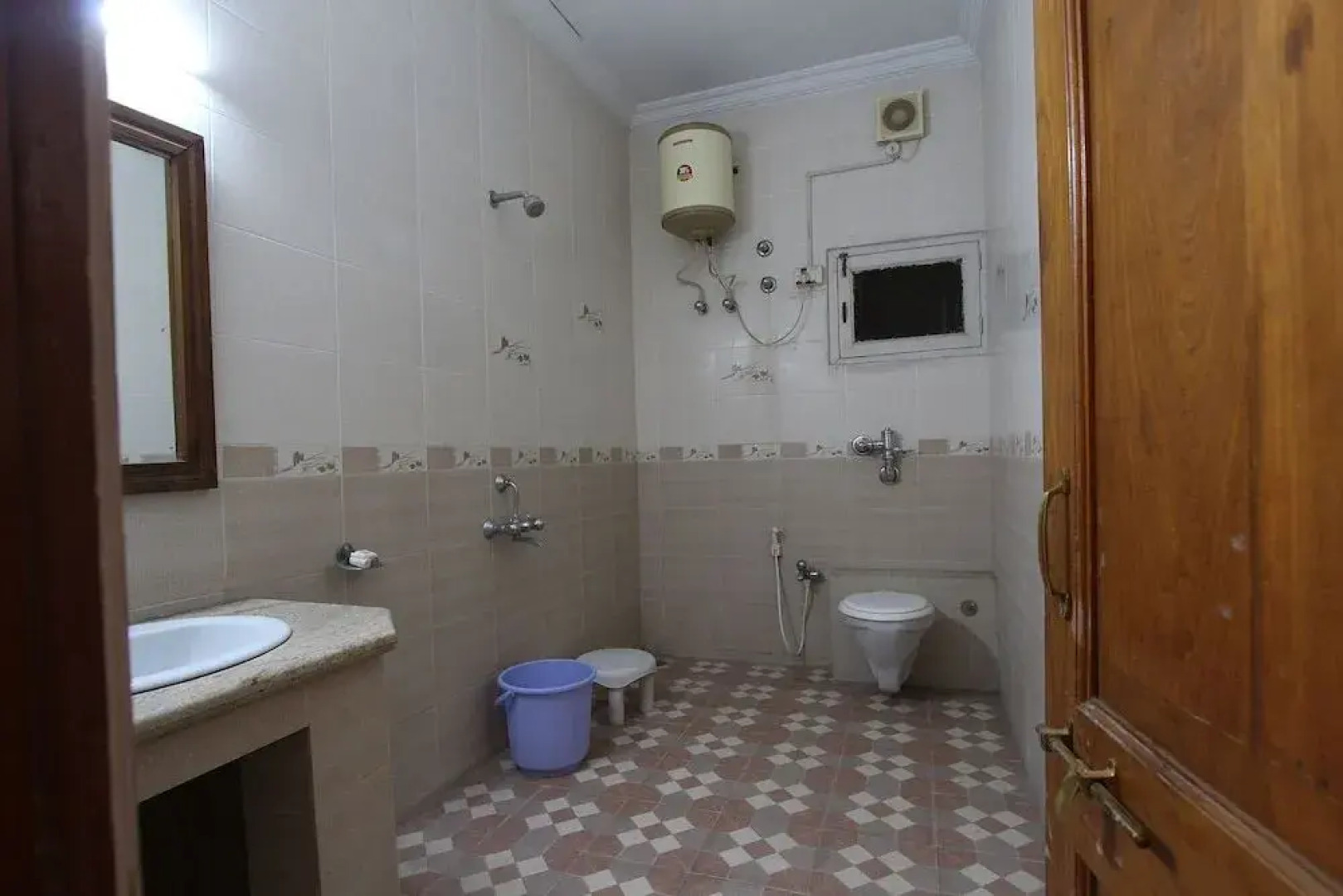 Oyo 35457 Hotel Kubera Palace