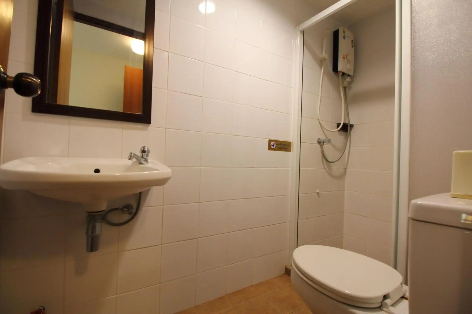 Super OYO 484 Pannee Residence Khaosan (Sha Plus)