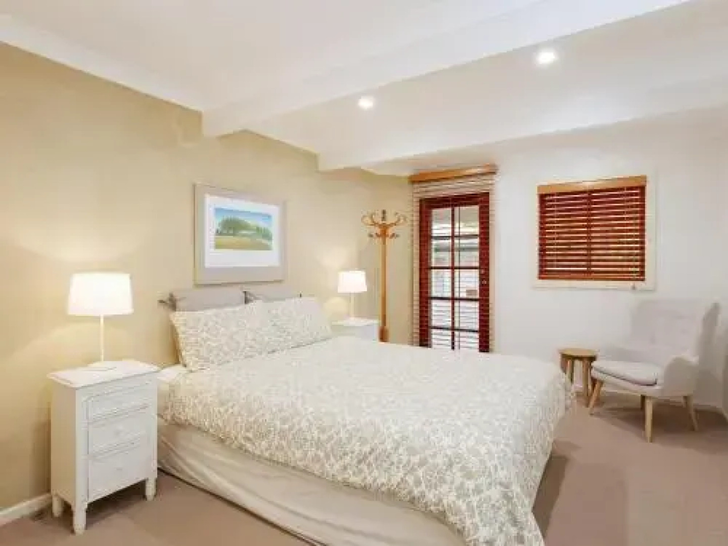 Beauty And The Beach', 88 Foreshore Drive - Large Home With Wifi And Water Views