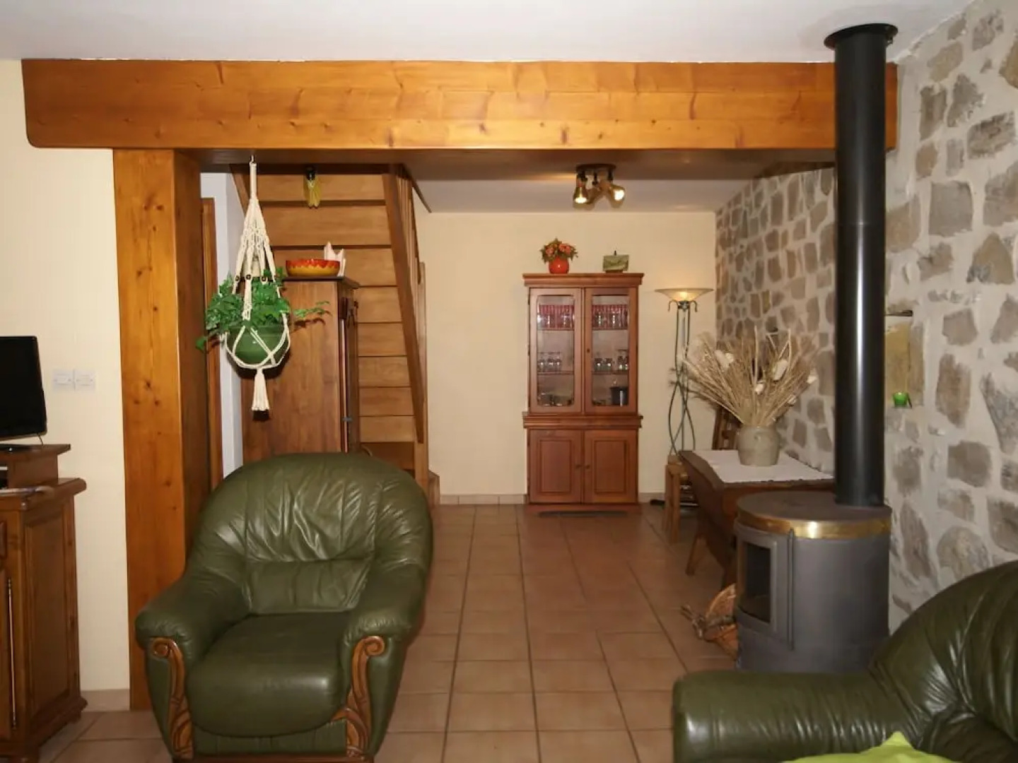 Beautiful Holiday Home in Saint-pons Near Forest