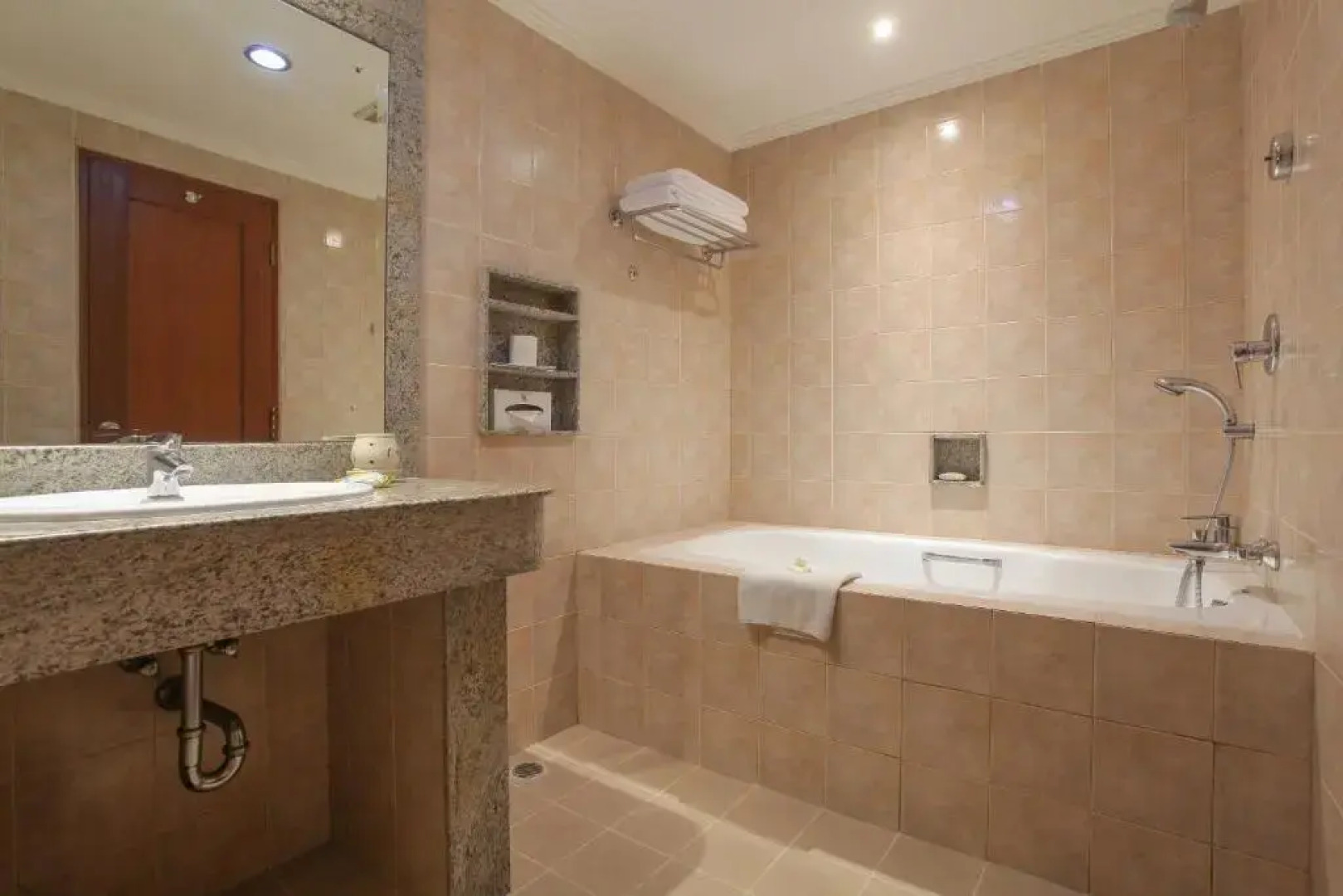 Peninsula Beach Resort