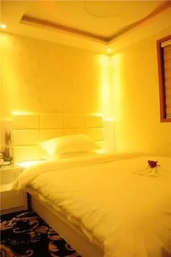 Set Chain Hotel Shangqiu South Railway Station