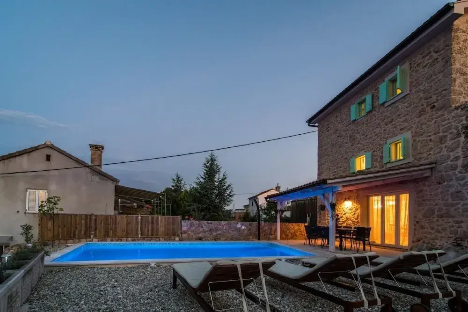 Peace - Rustic With Pool - H
