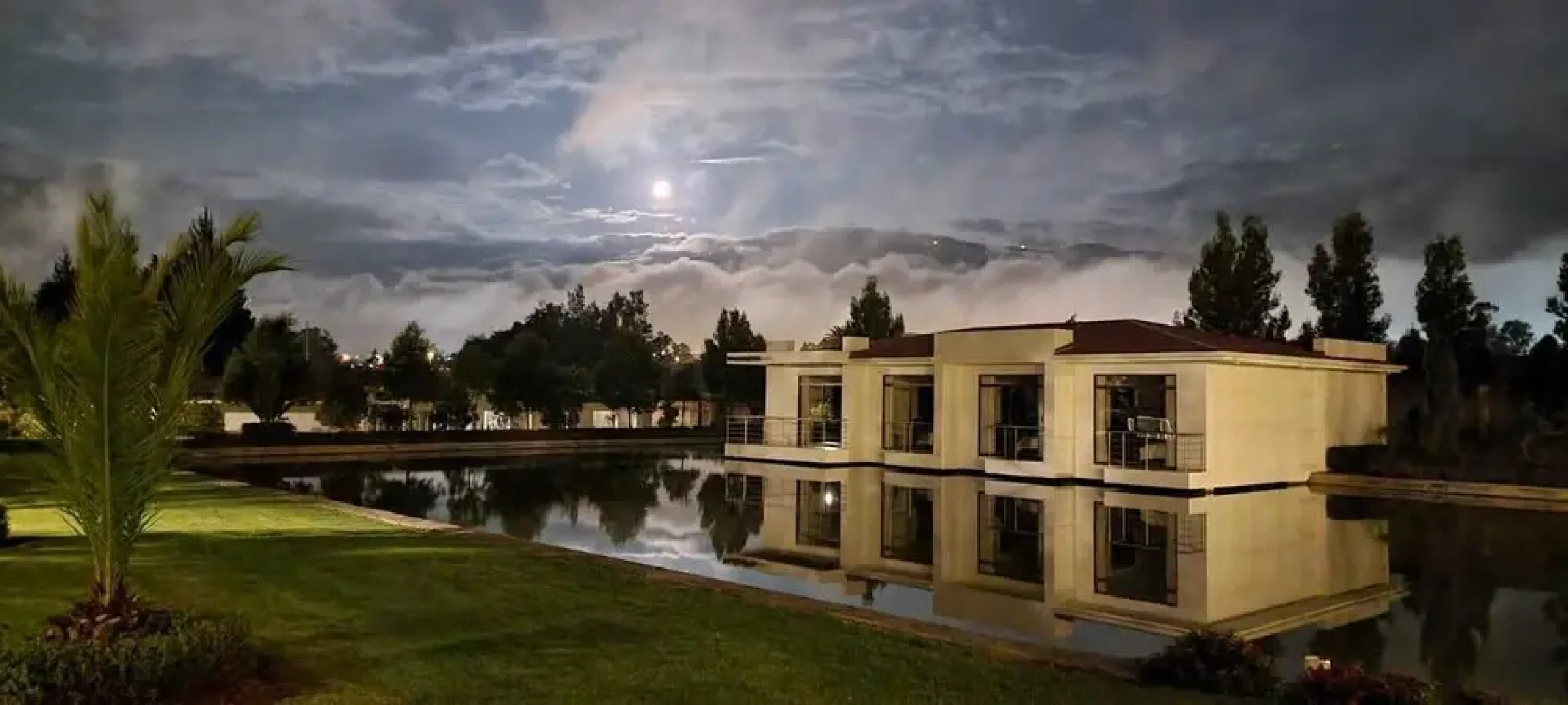 Puembo La Eterna Primavera