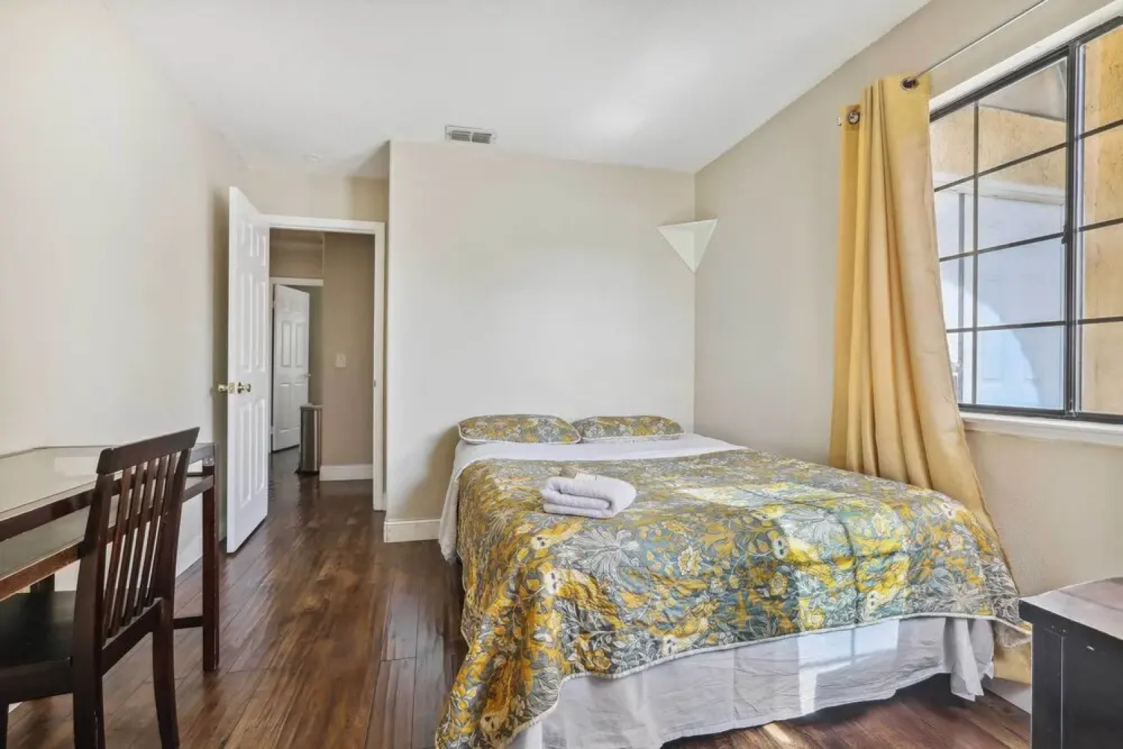 Charming Elk Grove Home - 15 Mi to Sacramento!