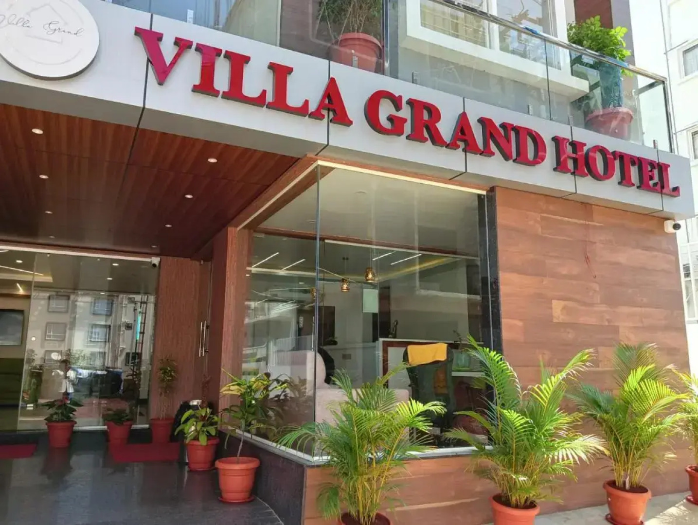 Villa Grand Hotel