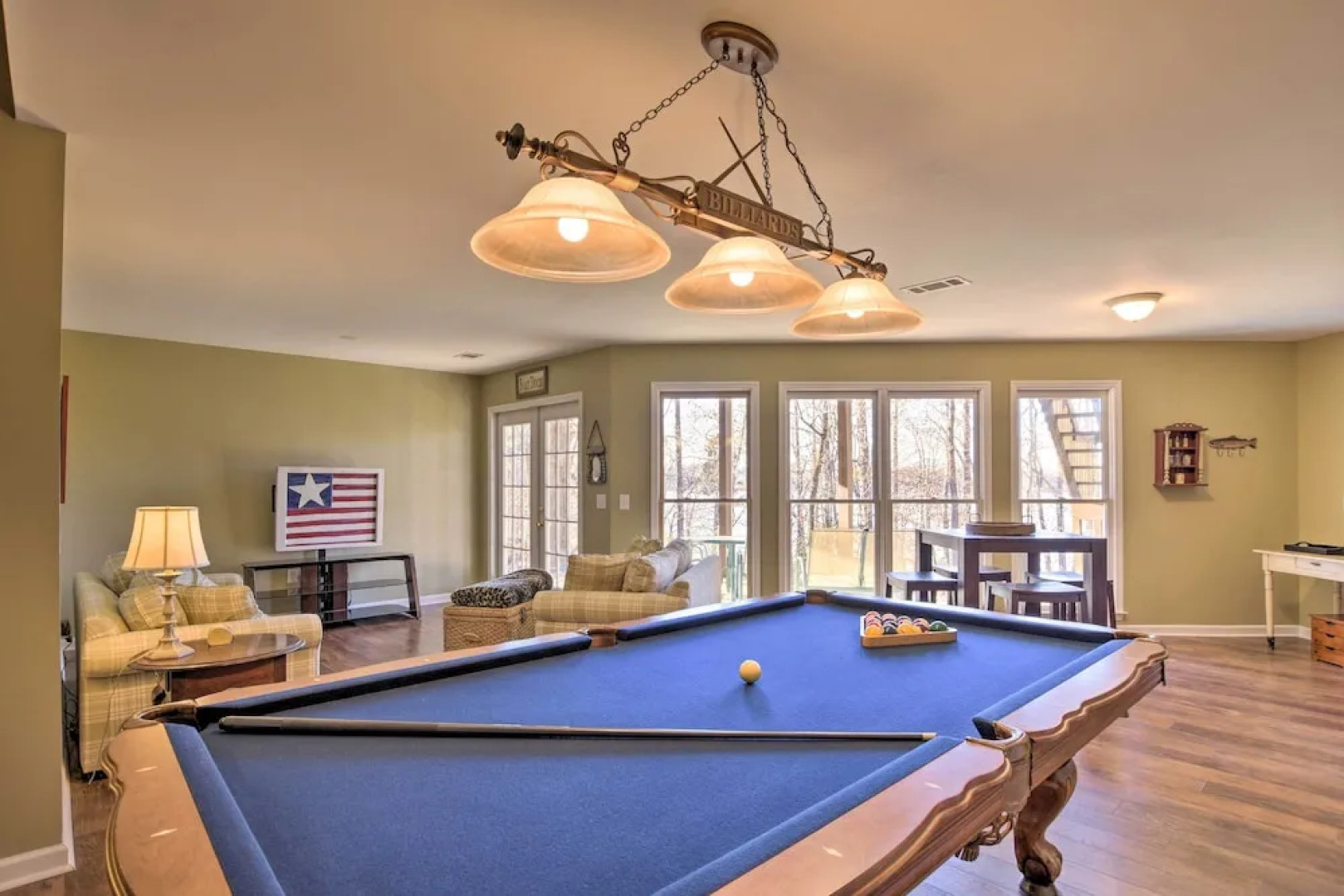 Lavonia Lake House w/ Private Dock & Bonfire!