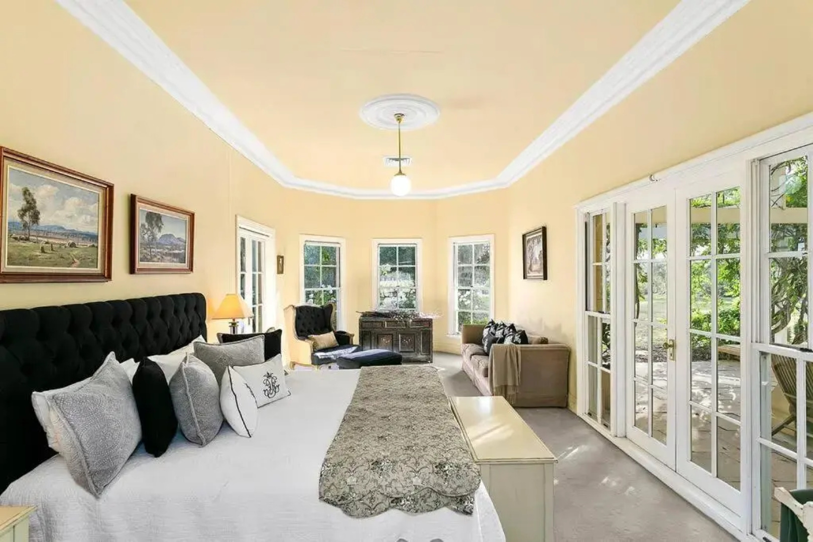 Vinden Estate Homestead