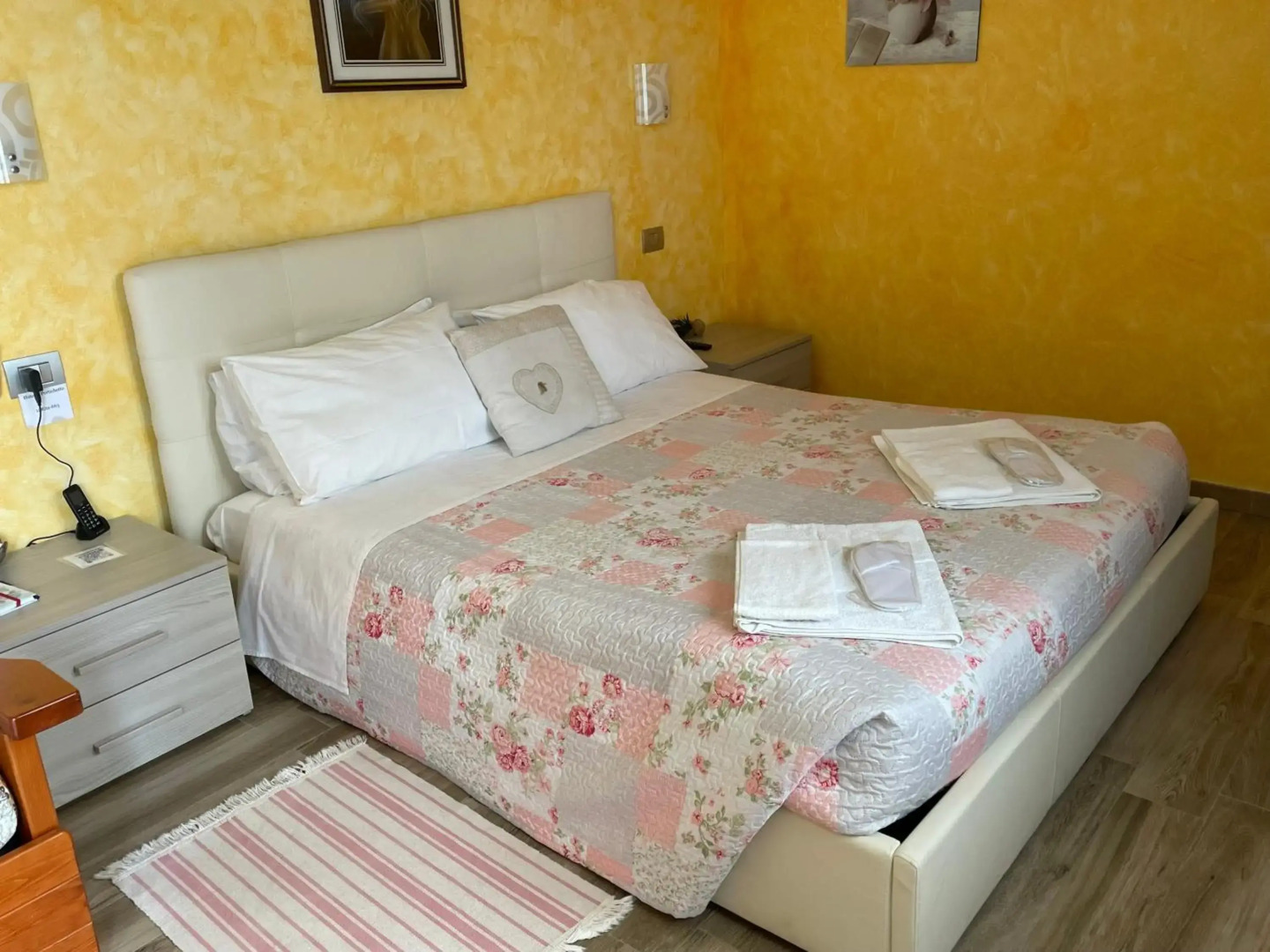 Hotel Diffuso Il Portichetto sulla collina a Vezio Perledo