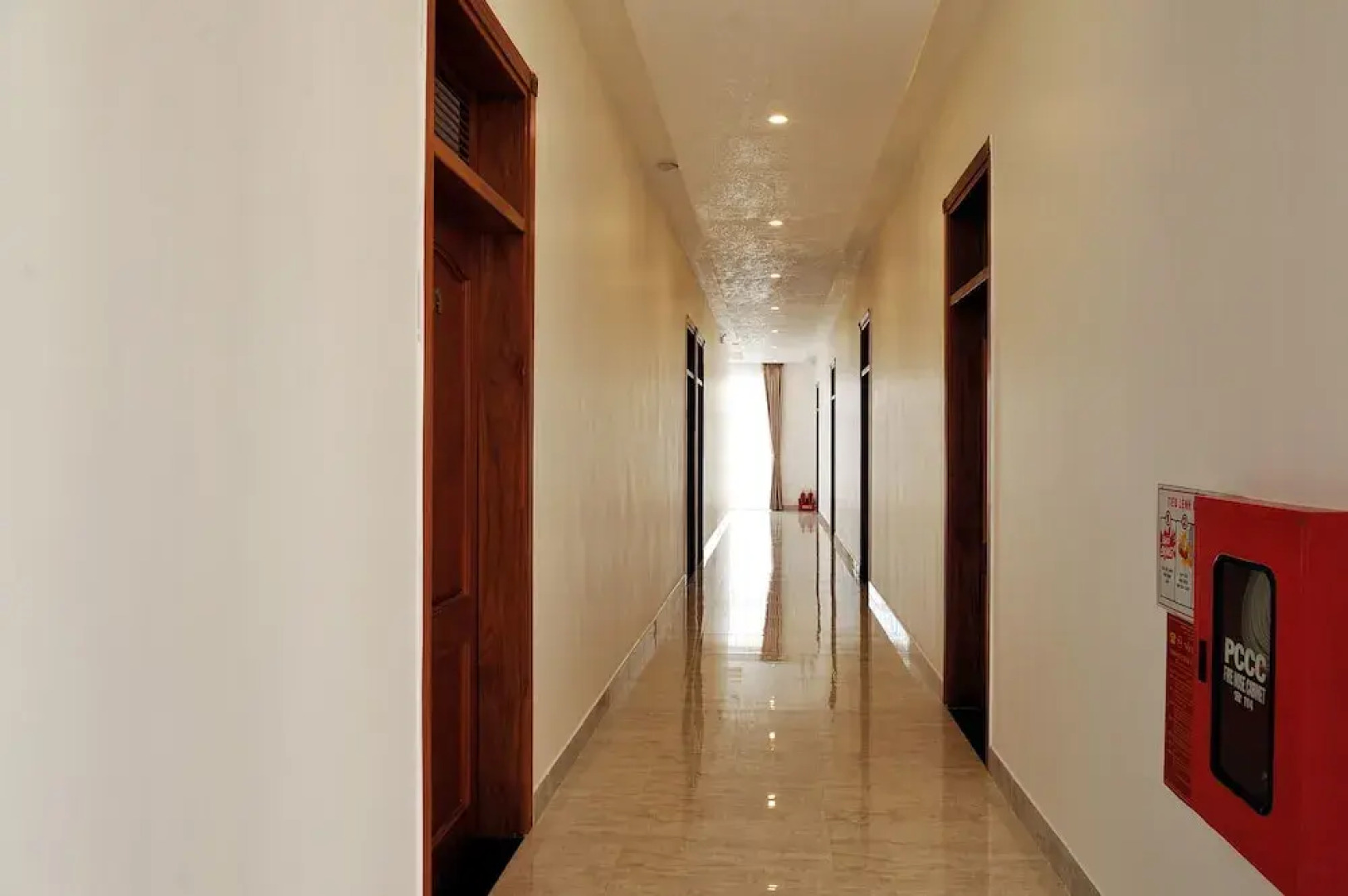 Tam Chau Luxury Hotel