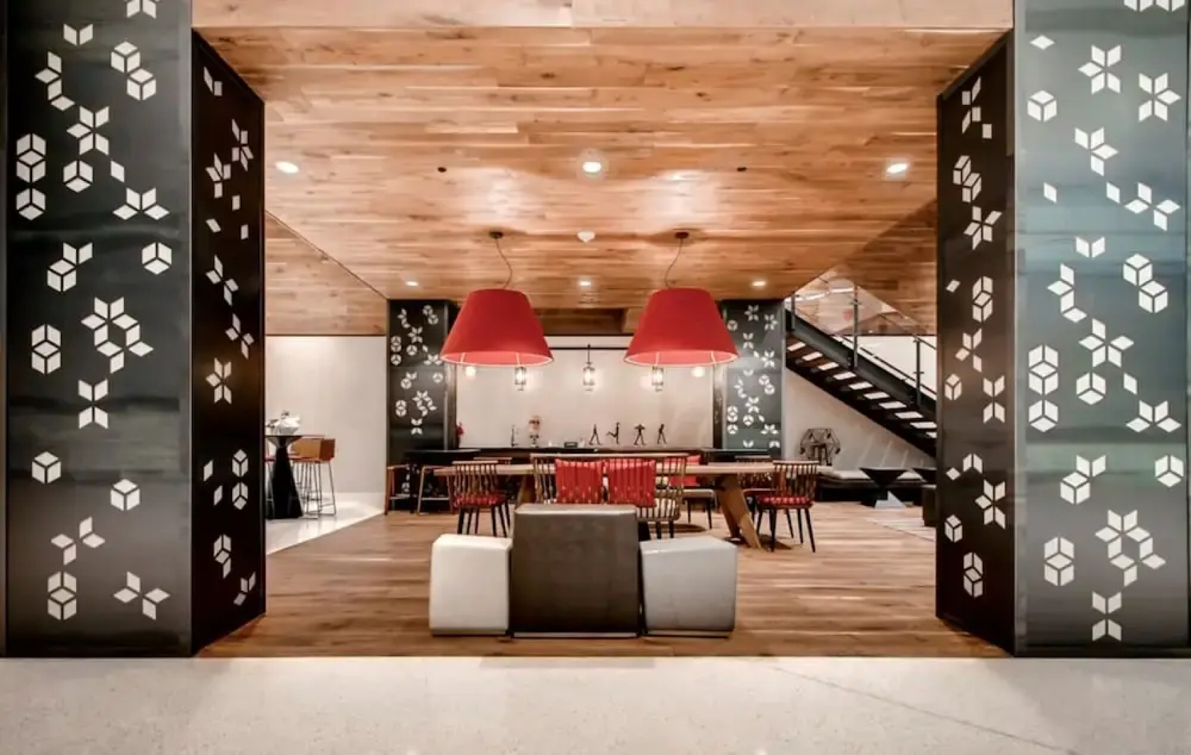 Global Luxury Suites at South Arlington