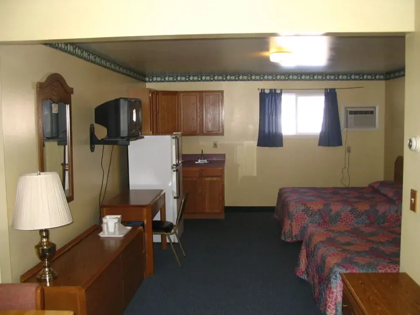 Route 9 Budget Inn