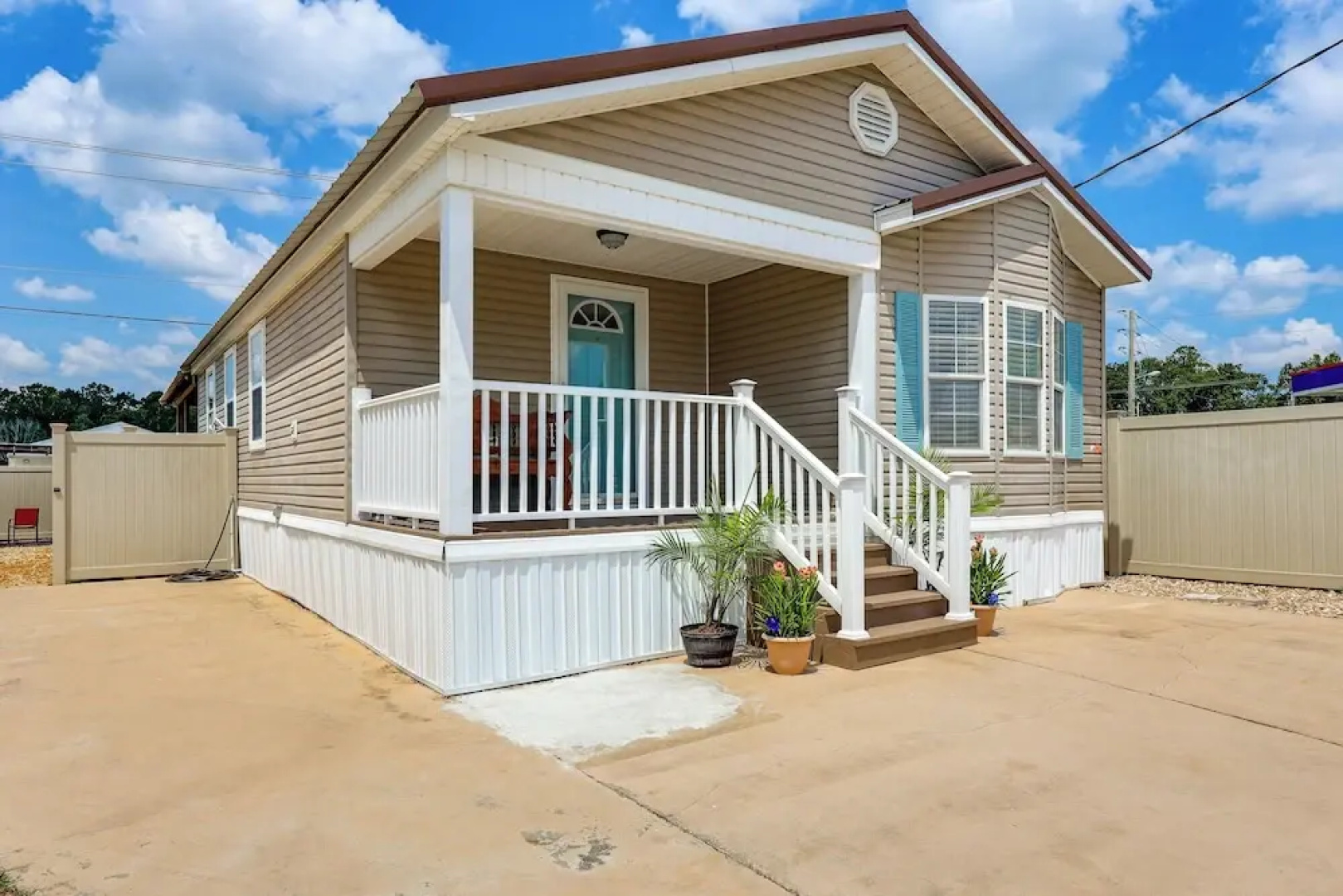 Resort Dock & Boat Ramp: Home w/ Wolf Bay Access