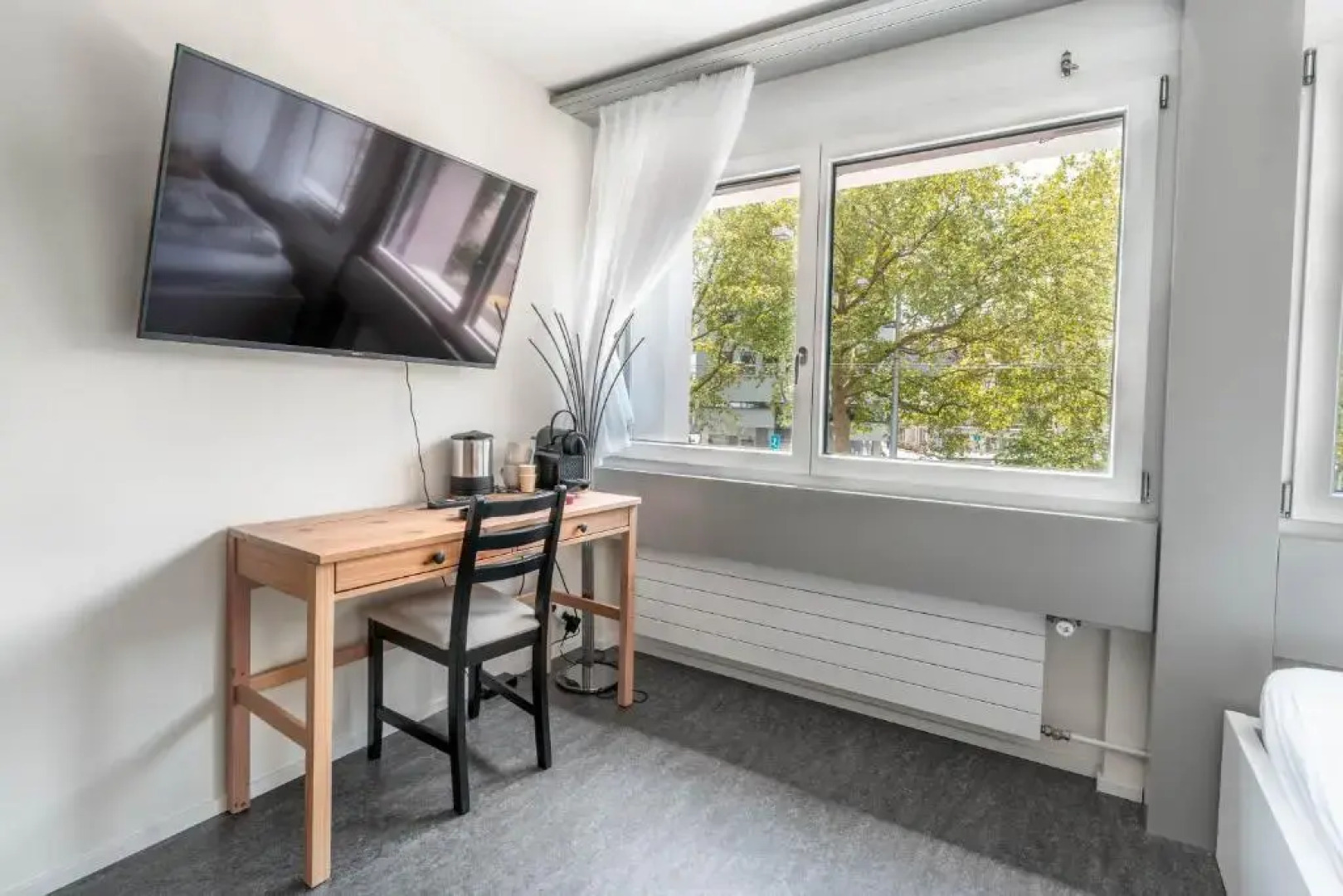 Locapart 01 - Five-Master Apartements