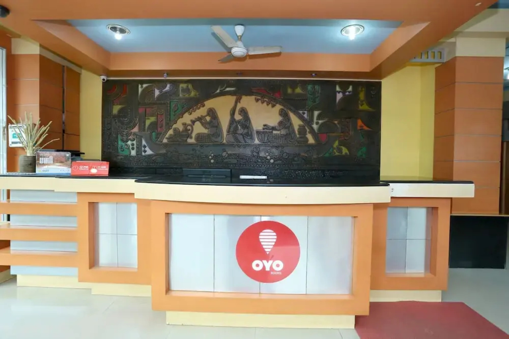 OYO 14328 Hotel Rv Tower