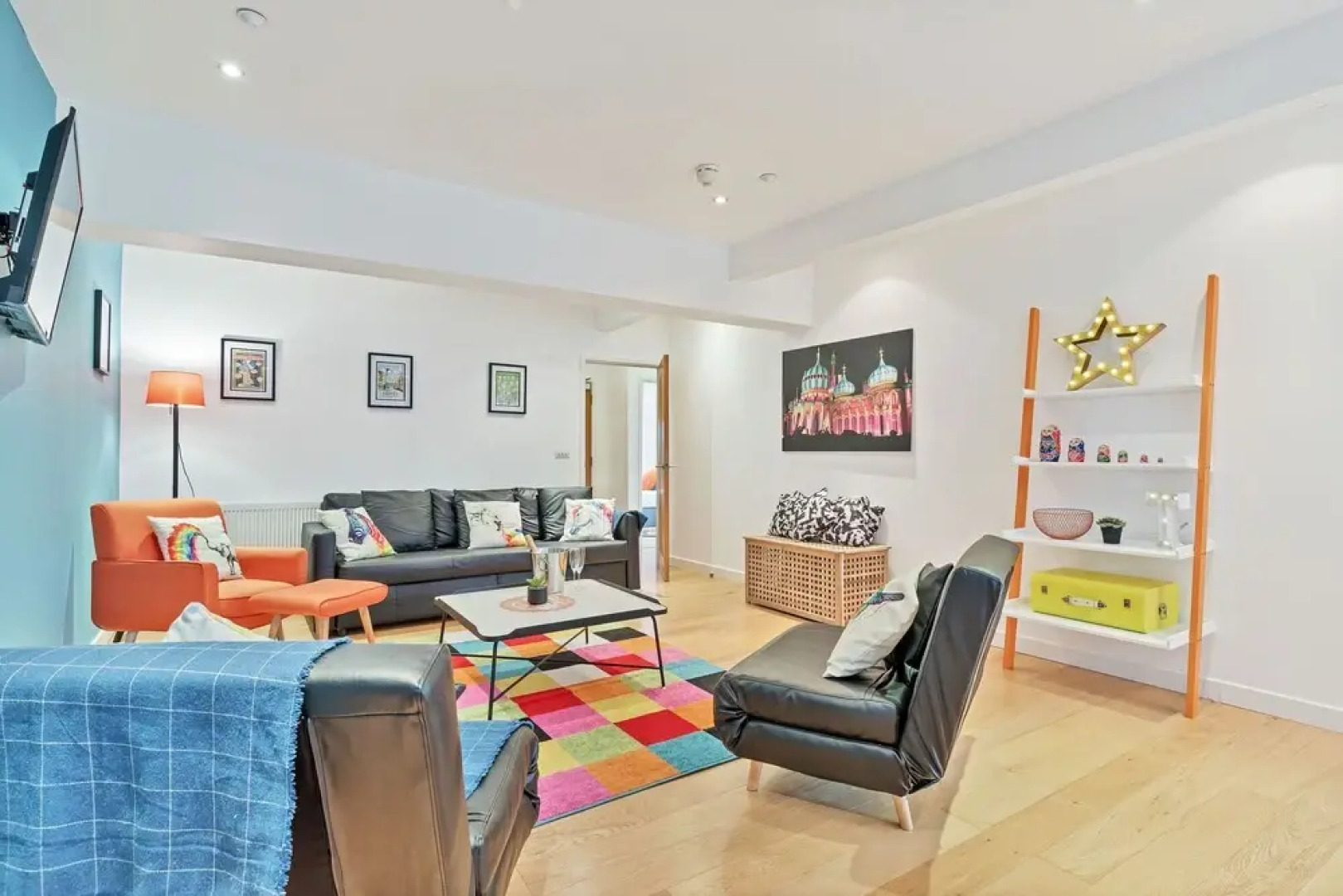 Chalk Cliff panoramic view apartment