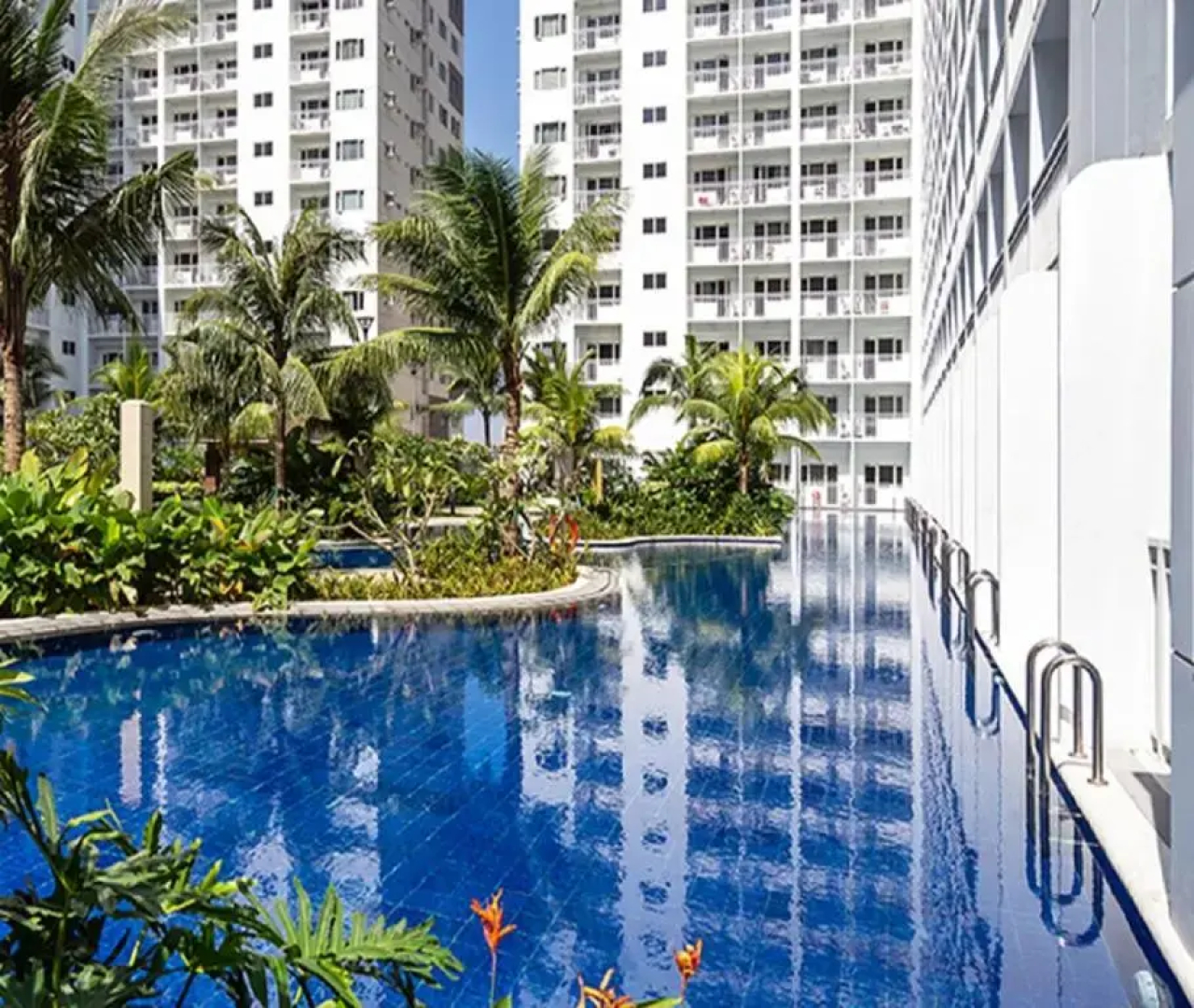Sithonia Suite, Shore Residences Tower C near MOA