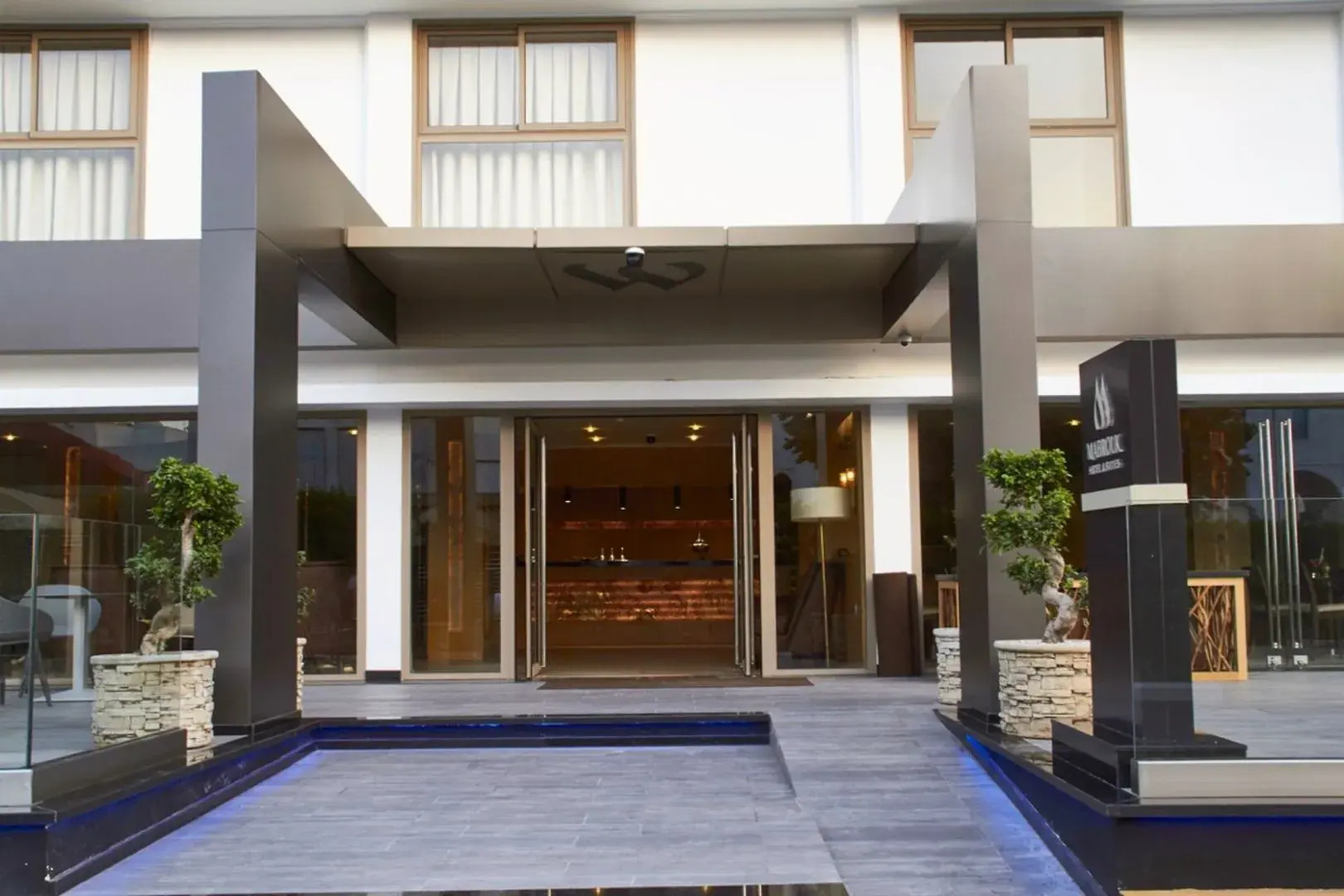 Mabrouk Hotel And Suites