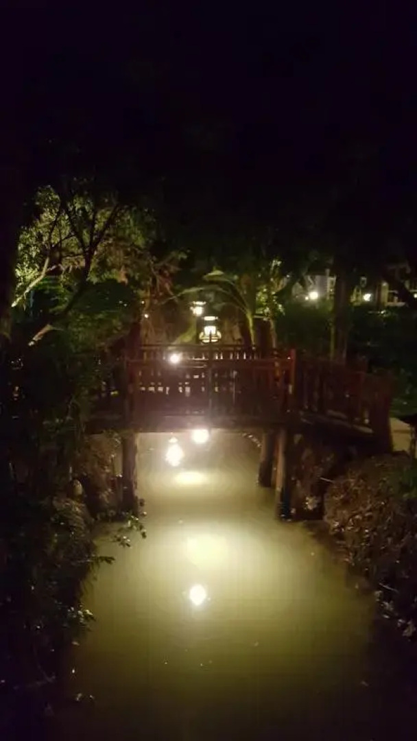 Ruean Mai Chai Khlong