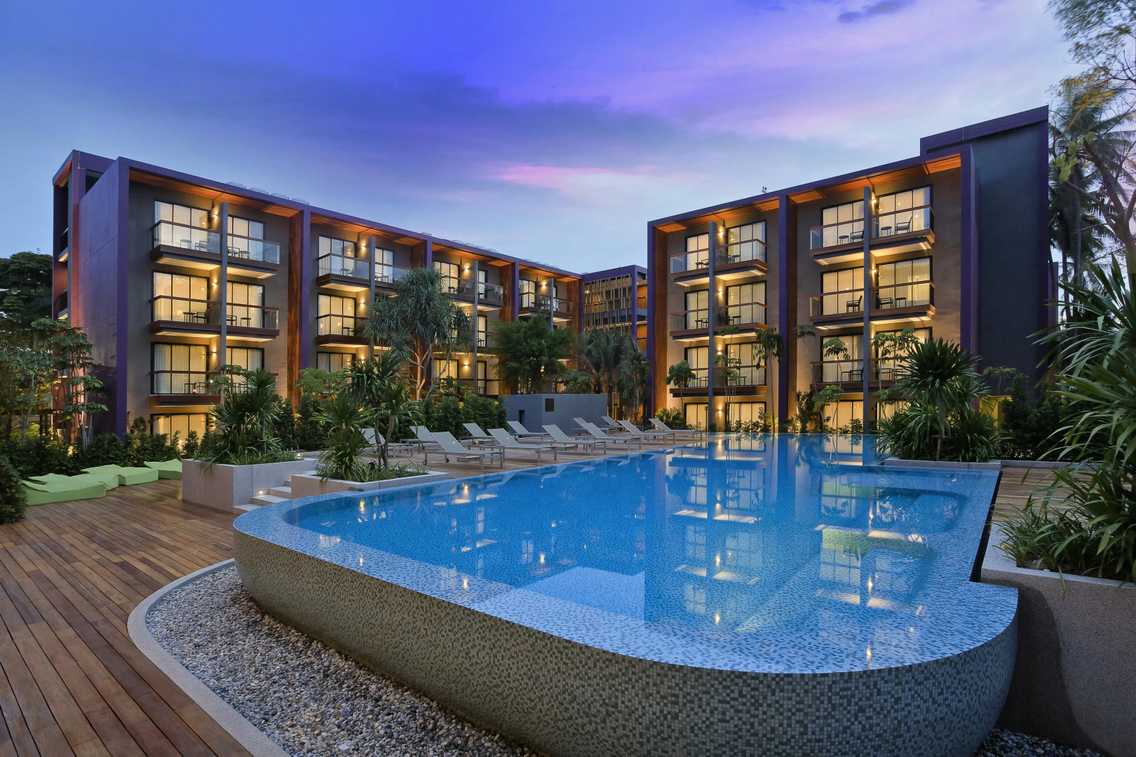 Holiday Inn Express Phuket Patong Beach Central by IHG