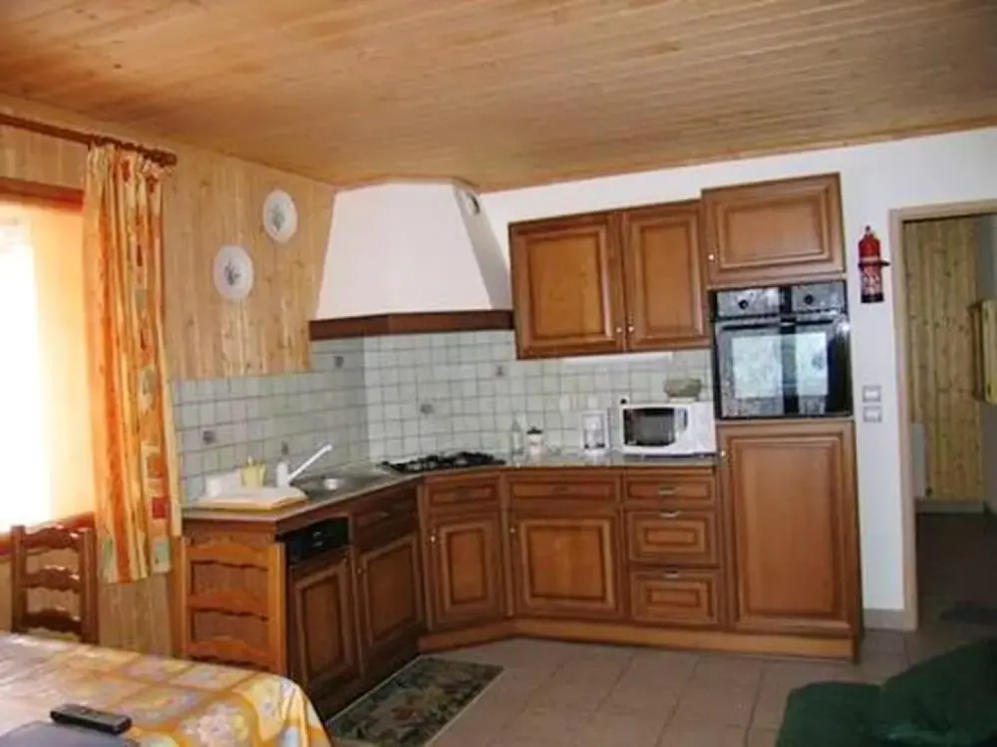 Apartment With one Bedroom in Champagny-en-vanoise, With Wonderful Mountain View, Furnished Garden and Wifi - 1 km From the Slopes