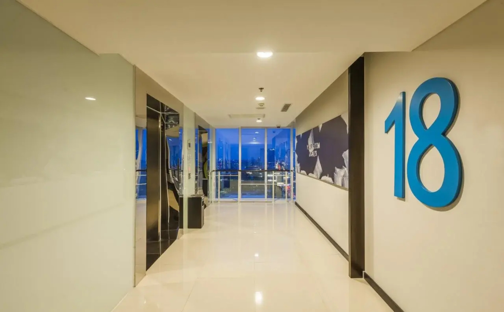 Deka Hotel Surabaya HR Muhammad