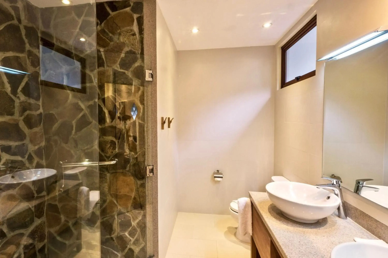 Atlantis Dive Resort Dumaguete