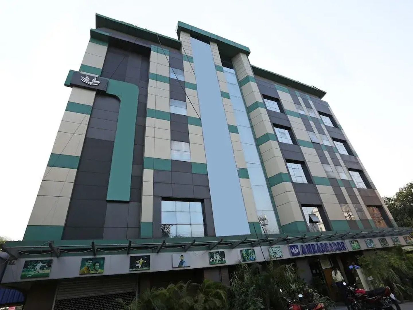 OYO 24855 Ambassador Hotel