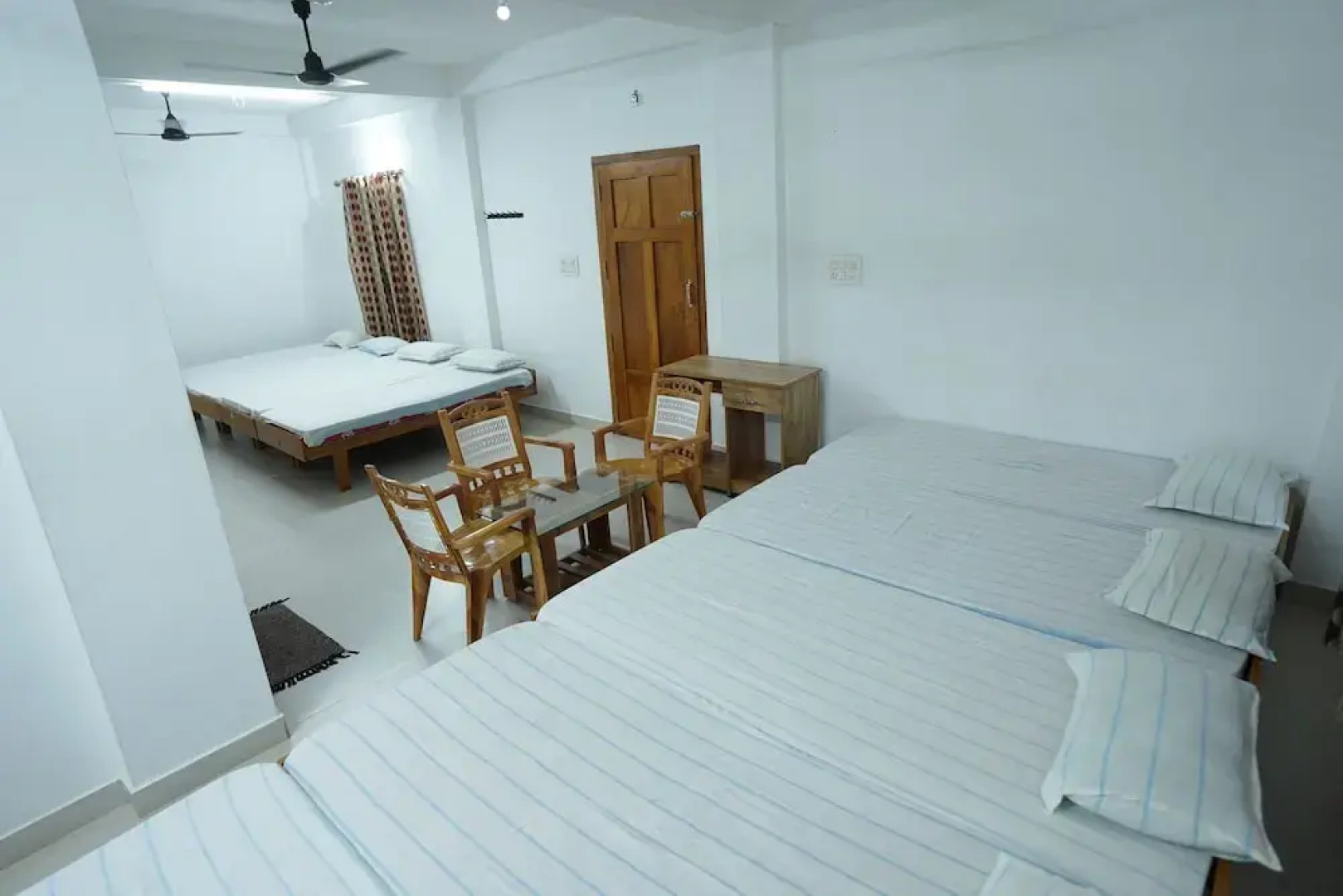 Parassini Tourist Home