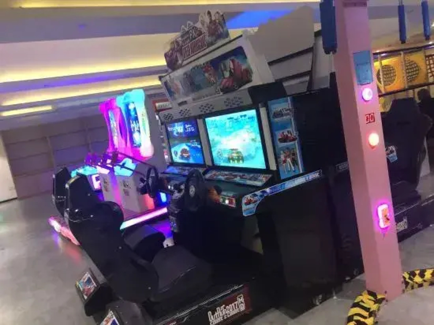 Jinshi Longmuwan Hot Spring Hotel