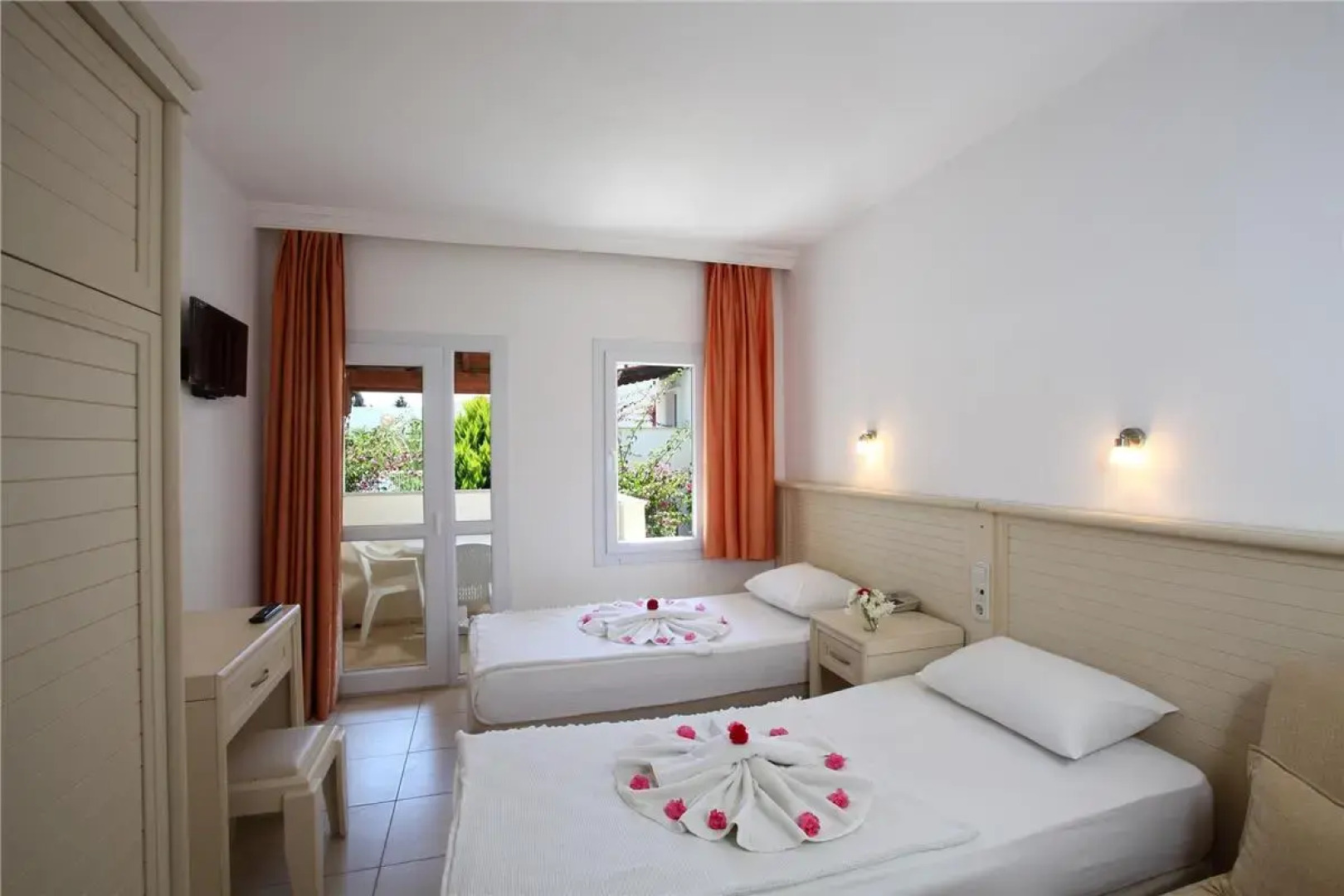 Summer in Garden Suites & Beach Hotel