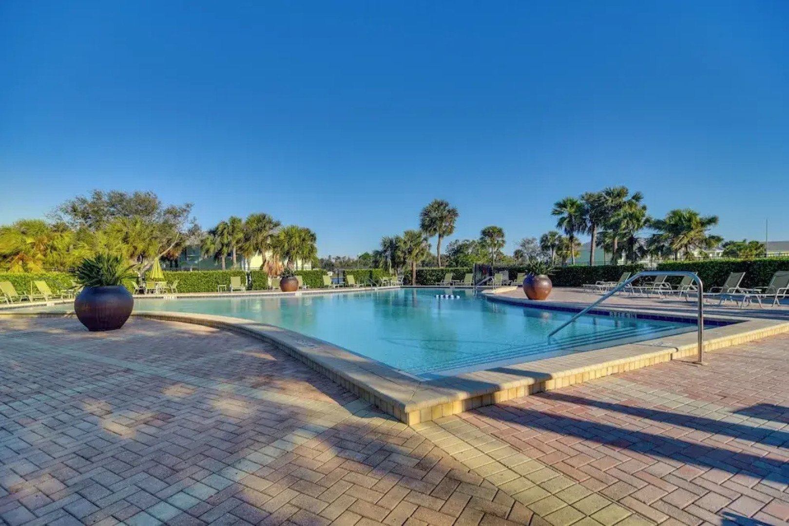 Bayfront St Petersburg Retreat 4 Mi to Downtown!