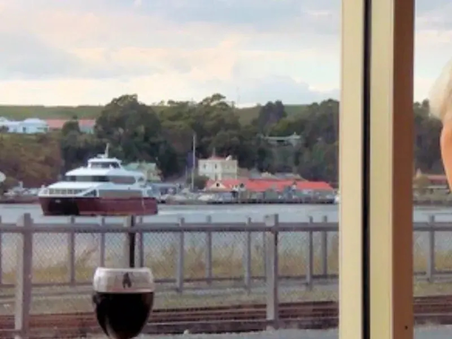 Regatta Point Tavern & Holiday Villas