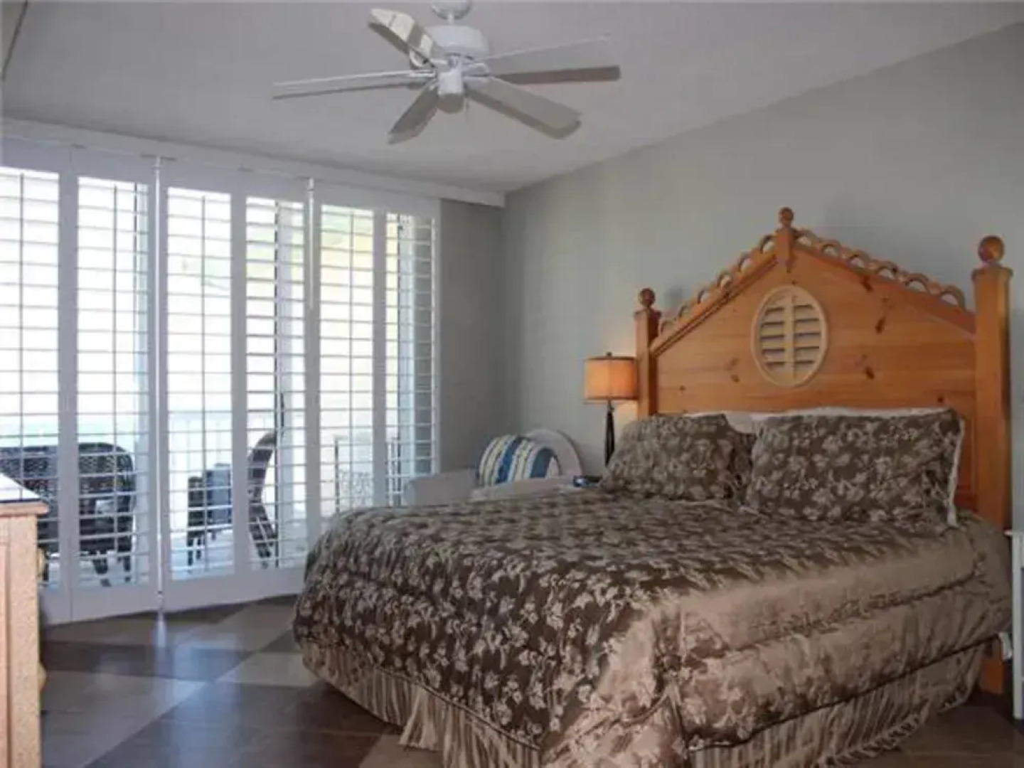 Cambridge 501 by RedAwning