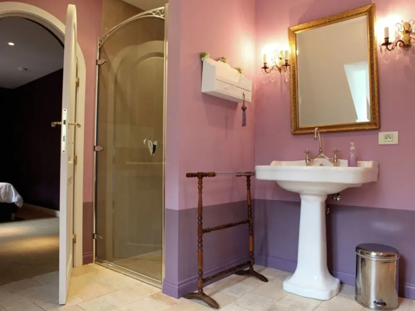 Quaint Cottage in Paliseul With Infrared Sauna