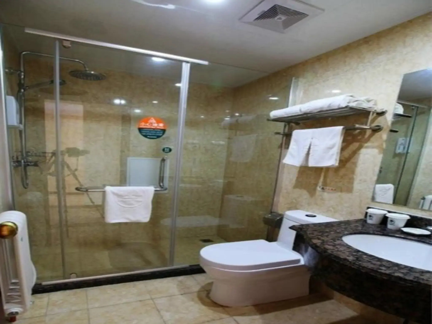 GreenTree Inn Chifeng Linxi Ronglin Homeland Express Hotel