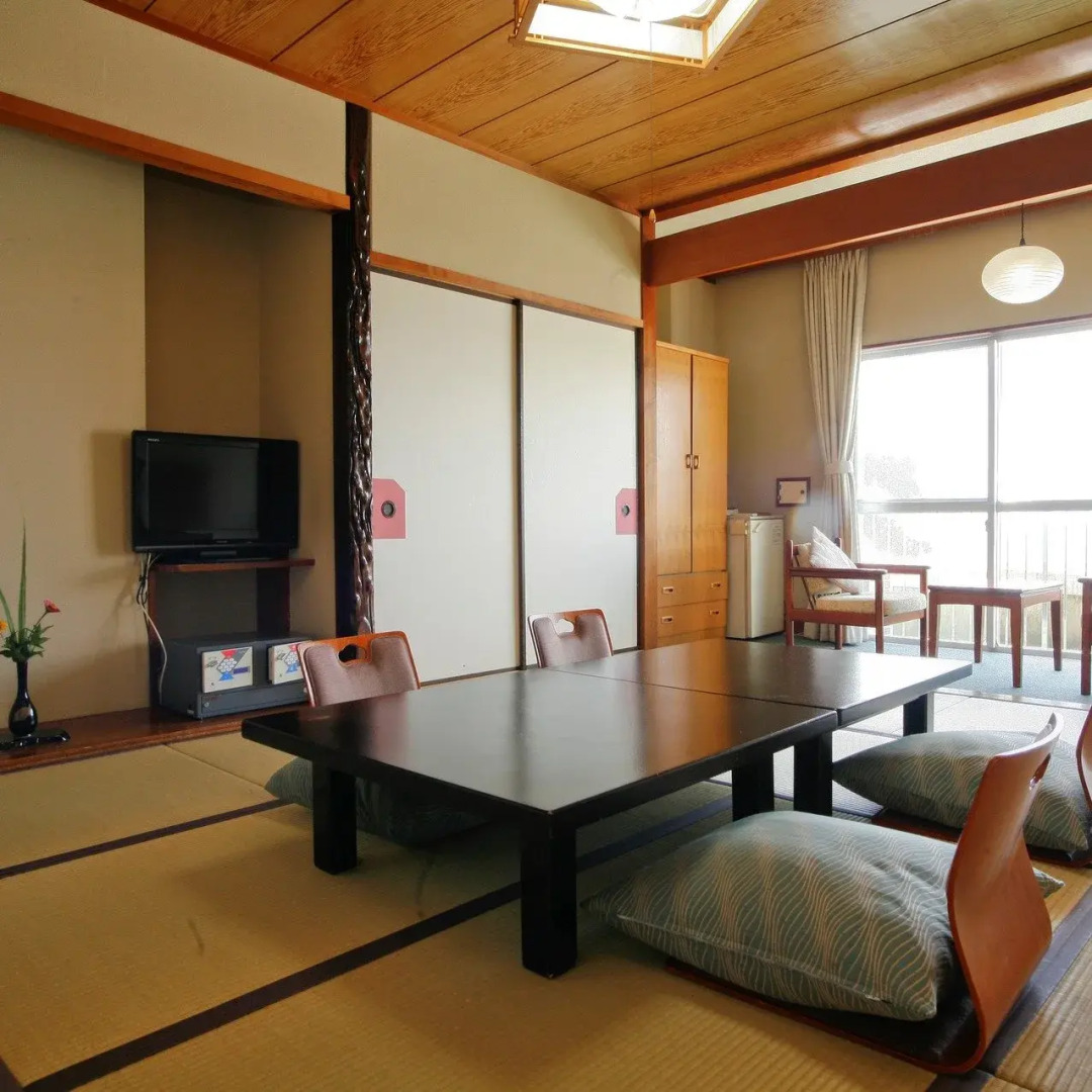 Tabinoyado Ushionoakari Geiboso