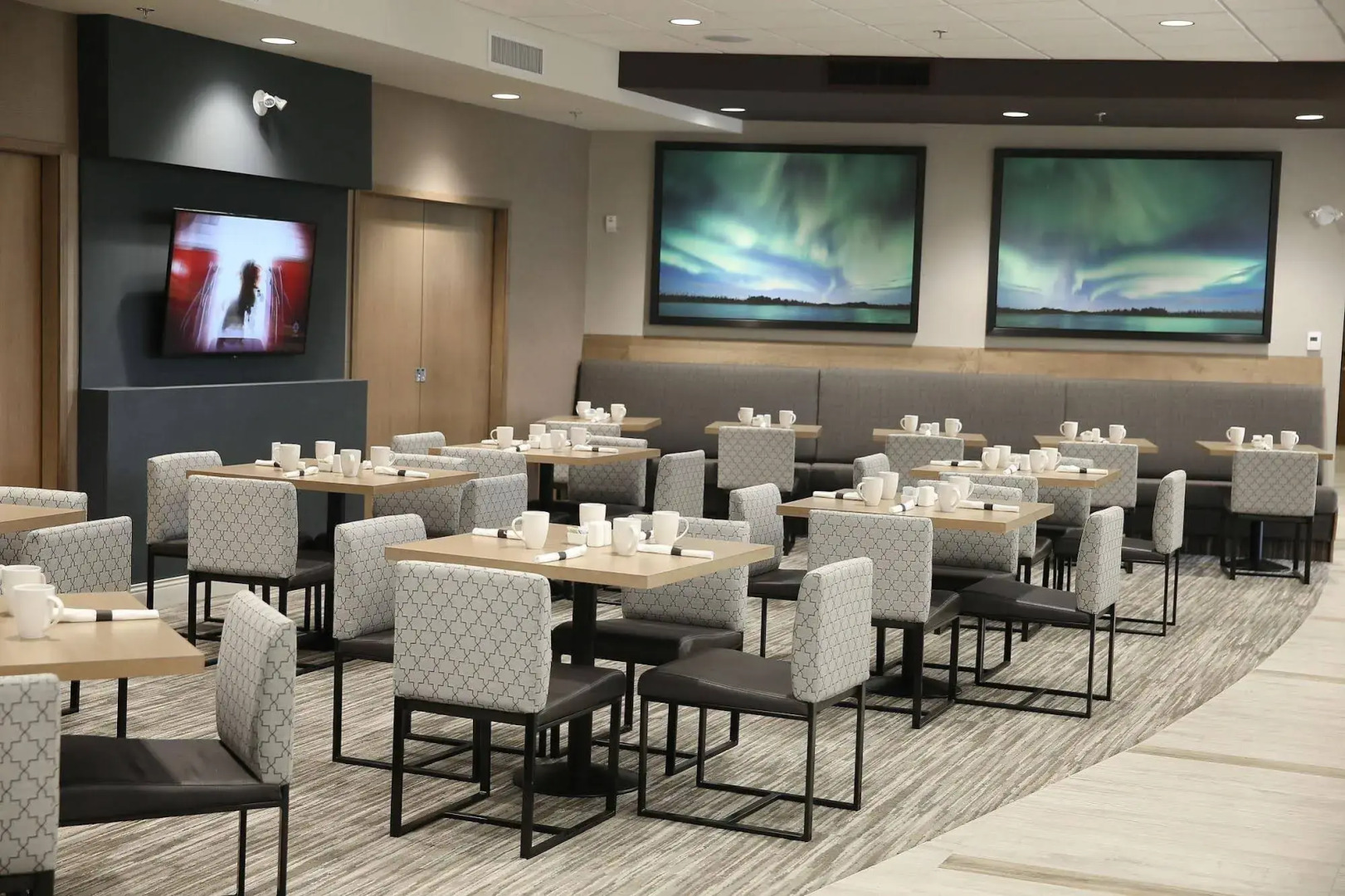 Best Western Plus Sawridge Suites