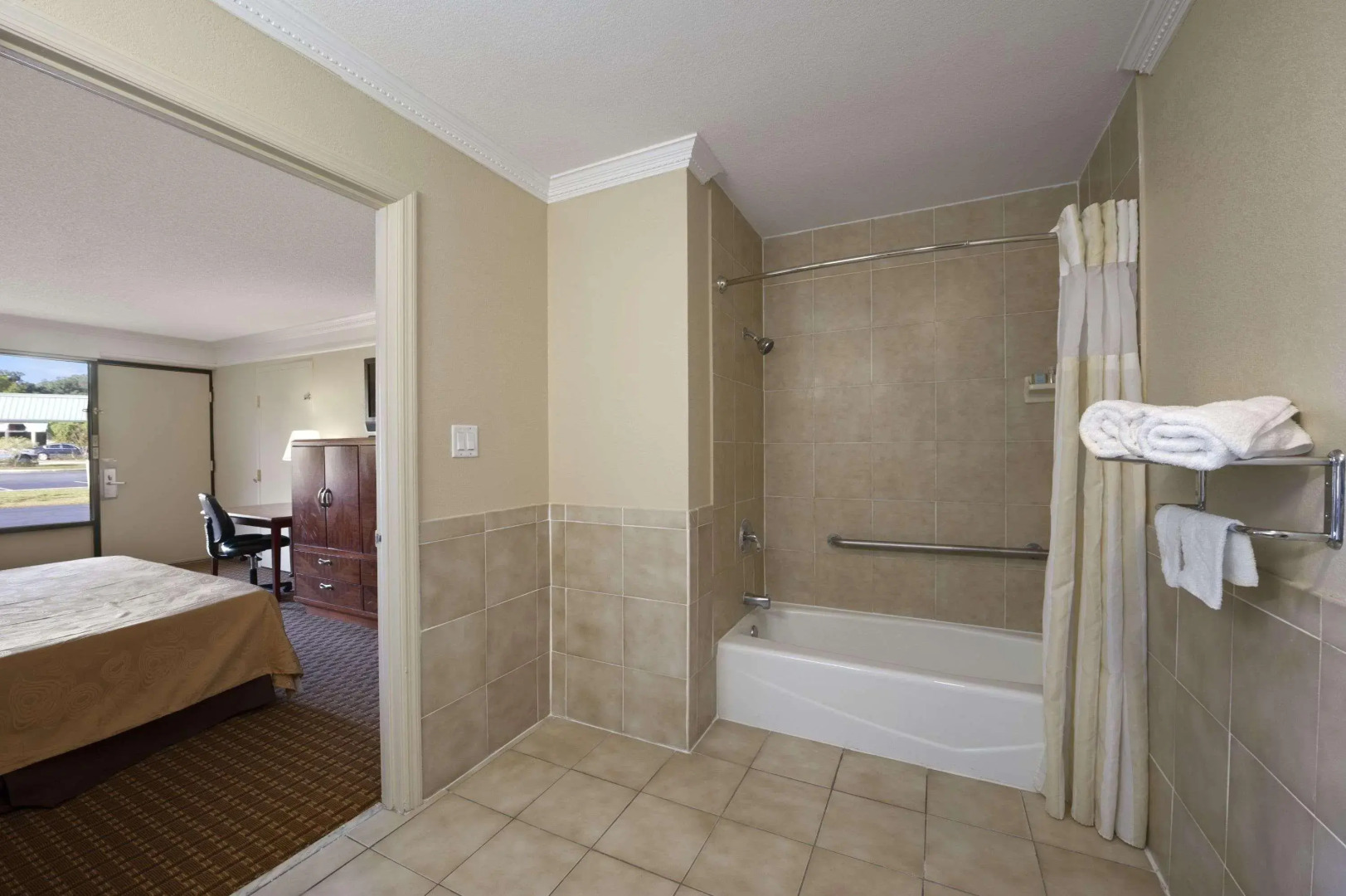 Studio 6 Suites Hinesville, GA