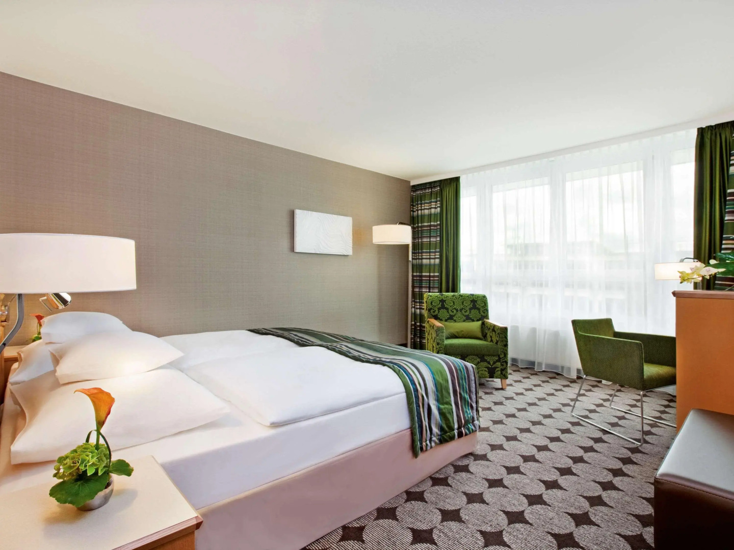 Mövenpick Hotel Nuernberg Airport